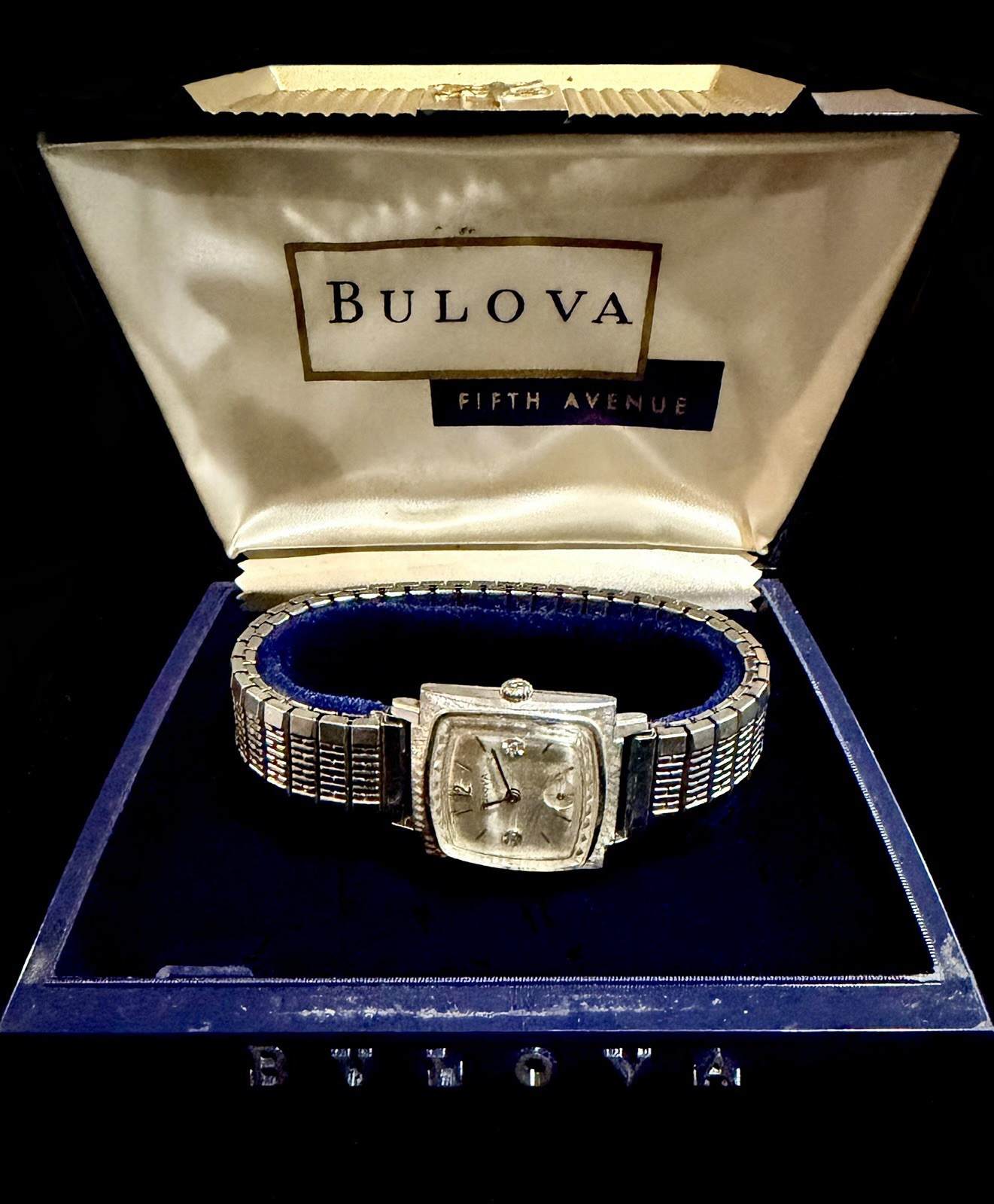 Vintage 1967 Bulova Watch WHITE GOLD 10k RGP DIAMOND EXCELLENCY E Stretch Band