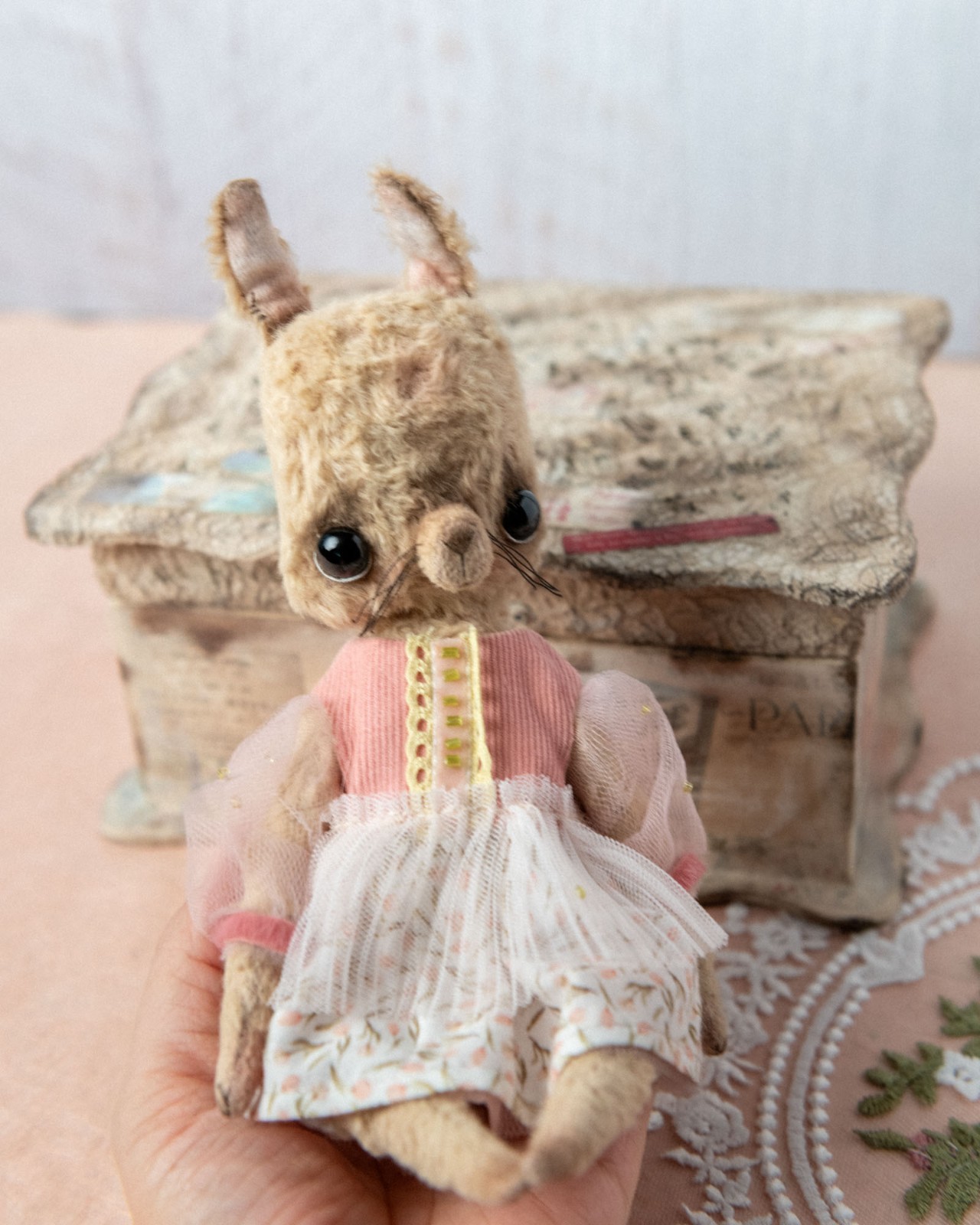 Artist Bunny by TEPLOTOYS Daria Teplyakova Fully Jointed Teddy Doll