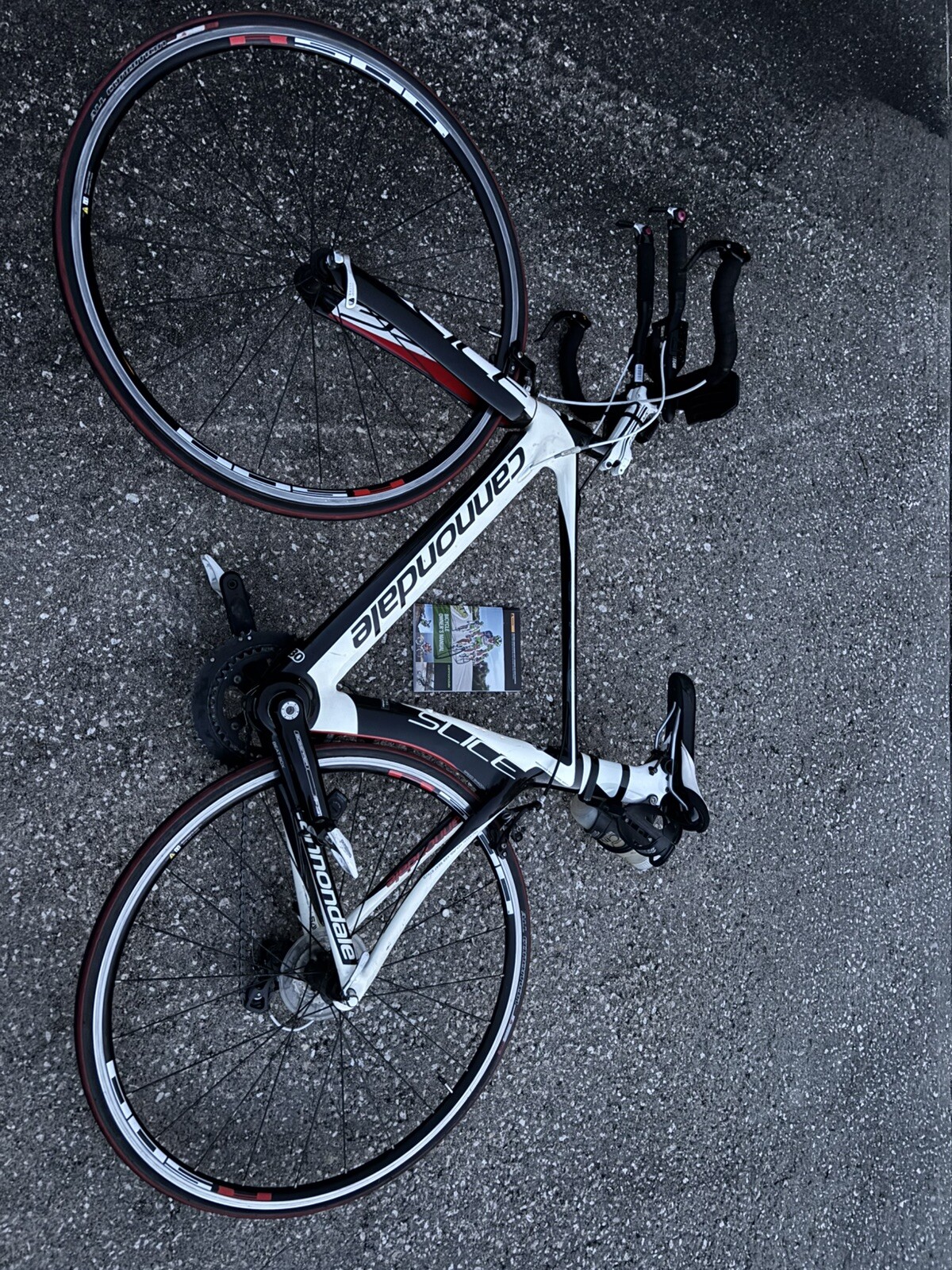 2012 Cannondale Slice 5 Full Carbon 105 With Carbon wheels.