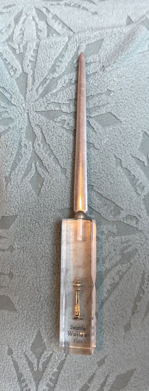 Vintage 1962 Seattle World\'s Fair Metal Letter Opener \ Vintage 1962 Seattle World\'s Fair Metal Letter Opener \
