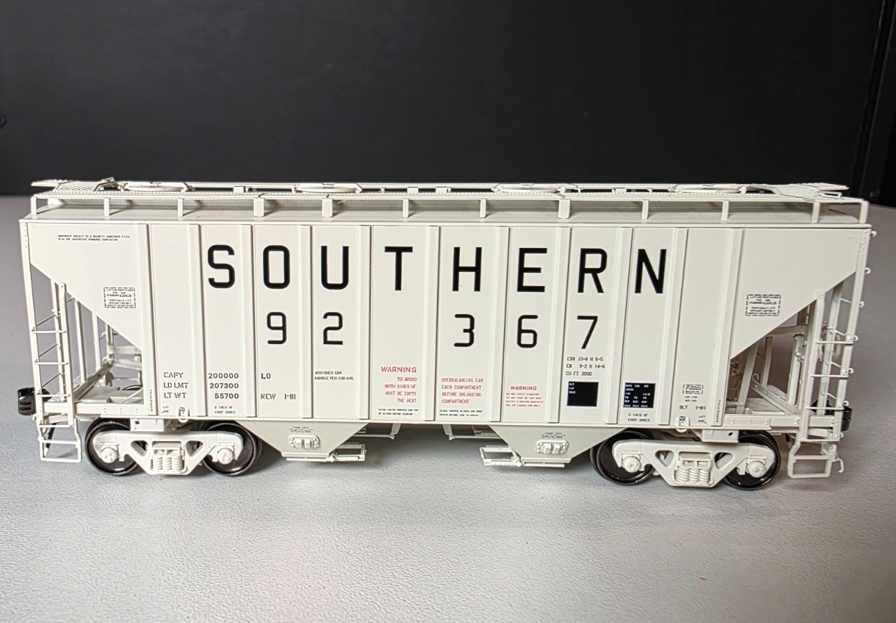 Class One Model Works ~ HO Scale ~ PS 3000CD Two-Bay Hopper ~ Southern #92310 Class One Model Works ~ HO Scale ~ PS 3000CD Two-Bay Hopper ~ Southern #92310
