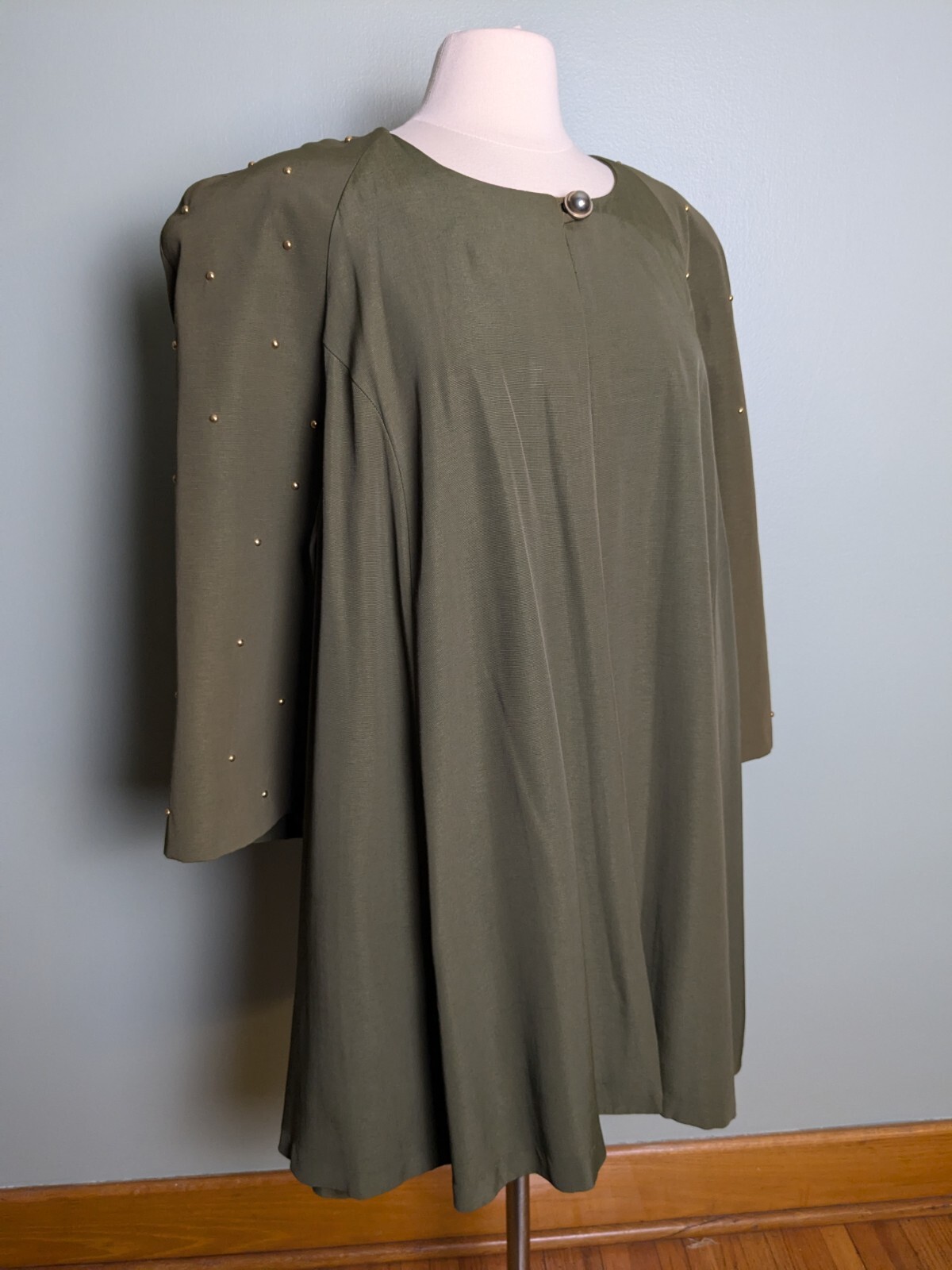 Vintage Olive Green Brass Studded 3/4 Sleeves Lightweight Coat 