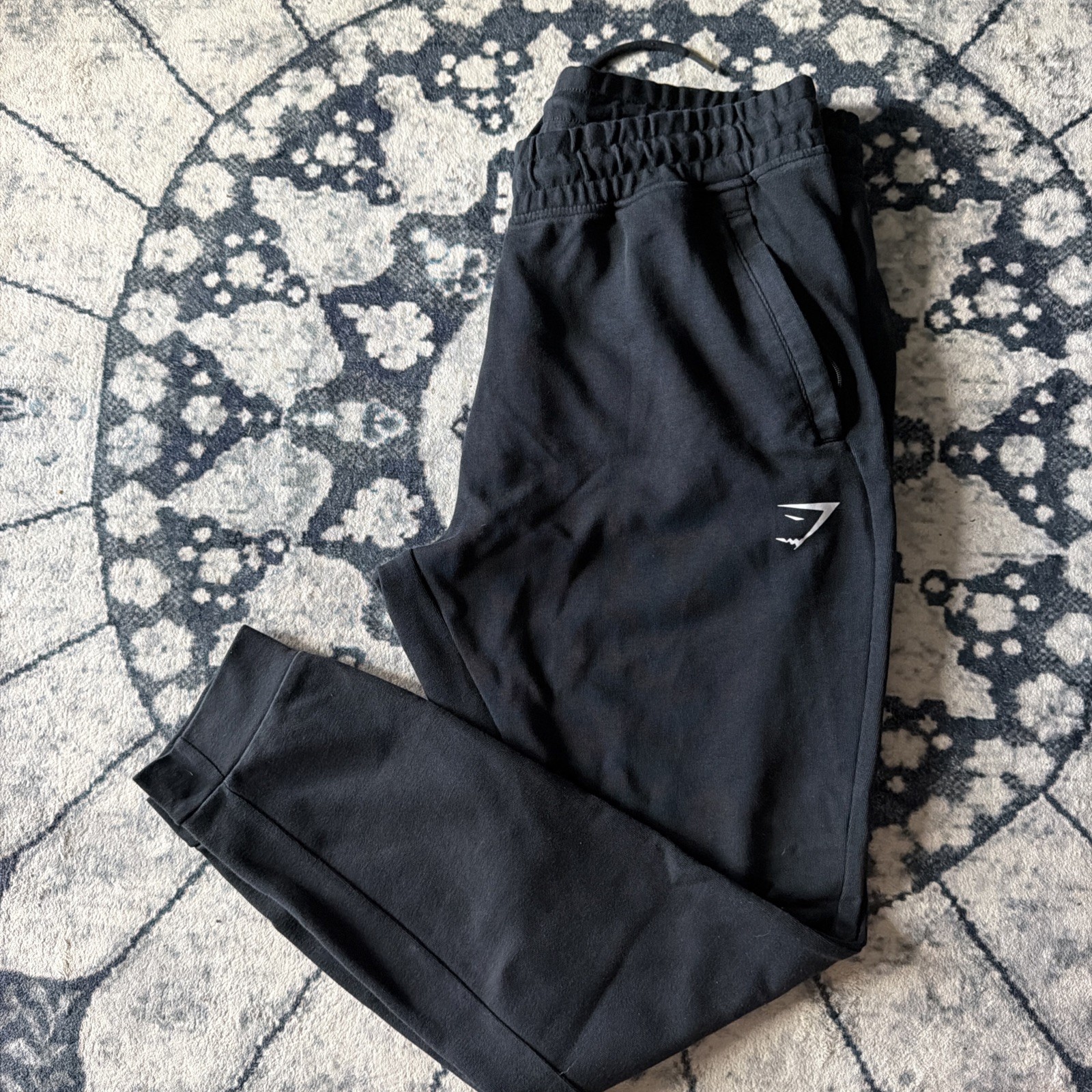 Gymshark Crest Joggers Mens Large Black Fleece Tapered Sweatpants Gym Training