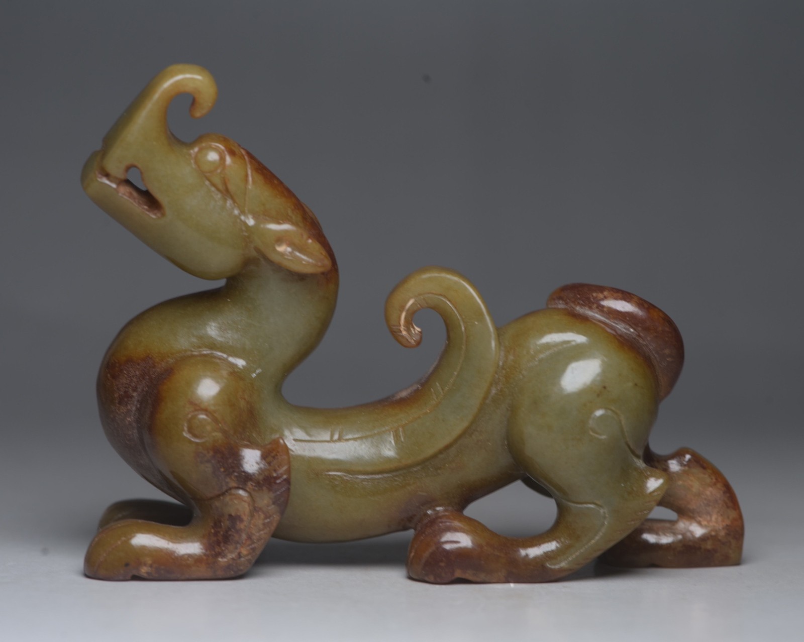 Certified Natural Hetian Jade Hand-carved Exquisite Dragon Statue 100921 Certified Natural Hetian Jade Hand-carved Exquisite Dragon Statue 100921