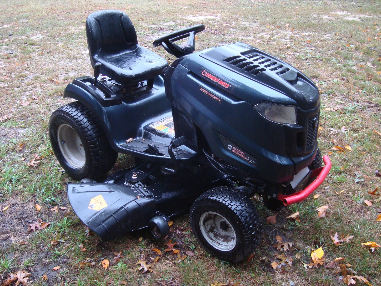 Troy Bilt Super Bronco XP lawn garden tractor mower lawnmower Troybuilt Built Troy Bilt Super Bronco XP lawn garden tractor mower lawnmower Troybuilt Built