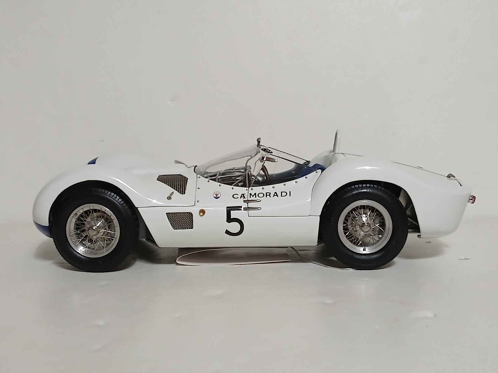 CMC 1/18 Maserati Tipo 61 Birdcage #5 Sieger 1000 km-Rennen Nurburgring(M-047) CMC 1/18 Maserati Tipo 61 Birdcage #5 Sieger 1000 km-Rennen Nurburgring(M-047)