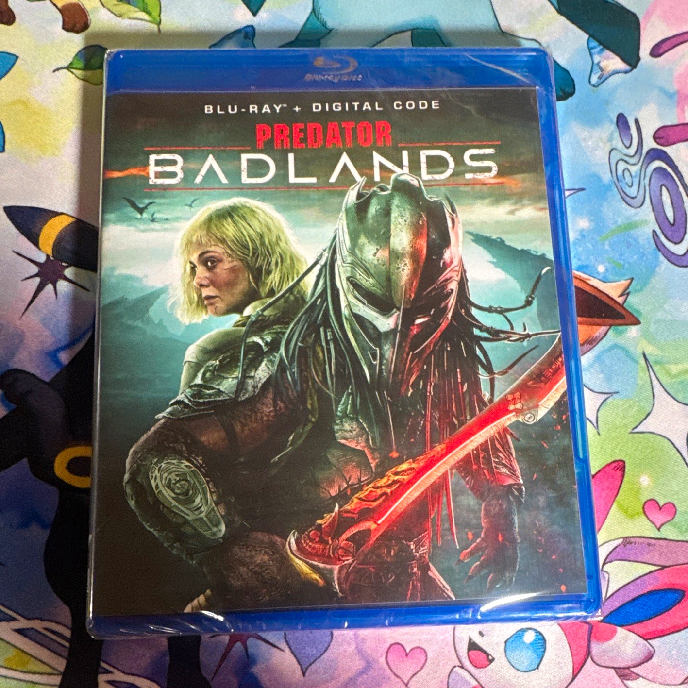 Predator: Badlands Blu-ray + Digital Code w/ Bonus Features brand new