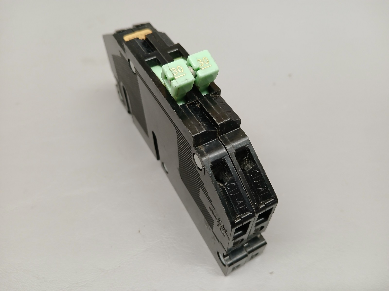 30 Amp Zinsco GTE Sylvania Double Pole Breaker Type RC38