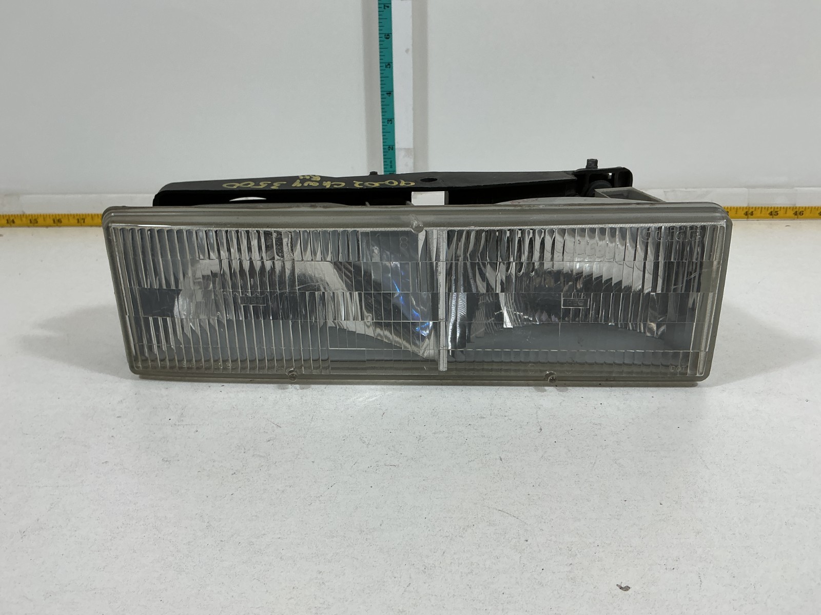 1990-1998 Chevrolet Silverado C/K 3500 Series Front Right Headlight Assembly OEM