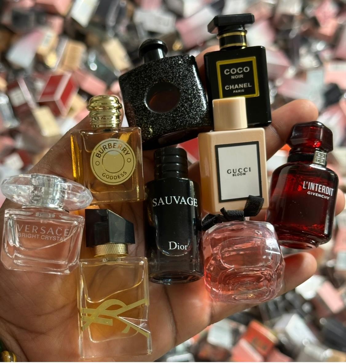 Versace Chanel Dior Armani YSL Gucci Perfume Miniature Collection Lot Versace Chanel Dior Armani YSL Gucci Perfume Miniature Collection Lot