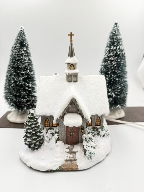 Hawthorne Village Thomas Kinkade - Christmas Chapel