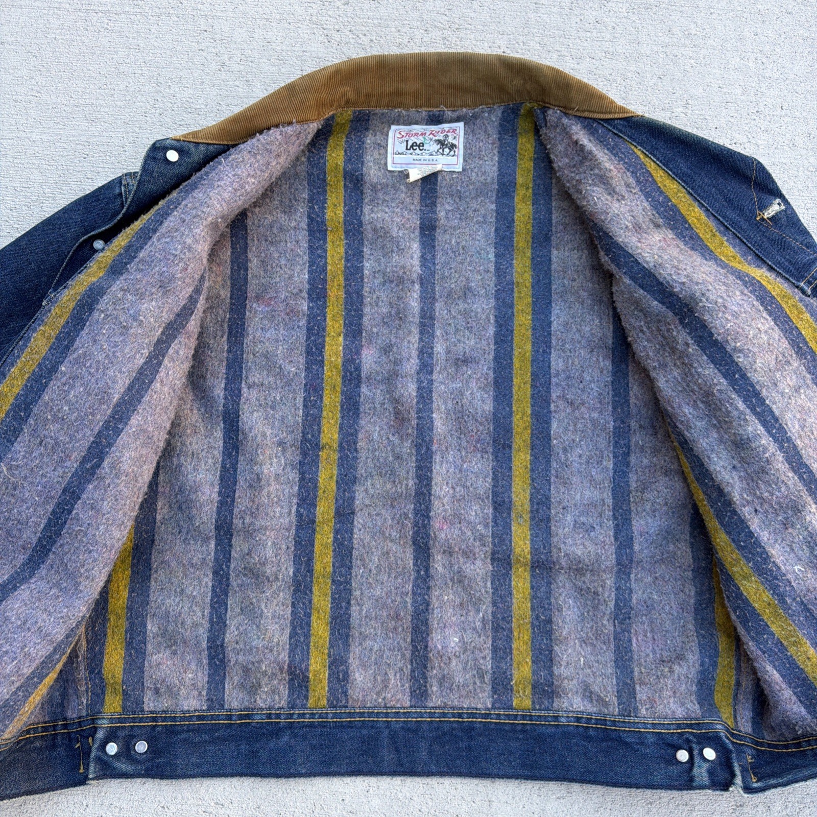 Lee Storm Rider Jacket 80s Large Dark Wash Corduroy Collar USA Made