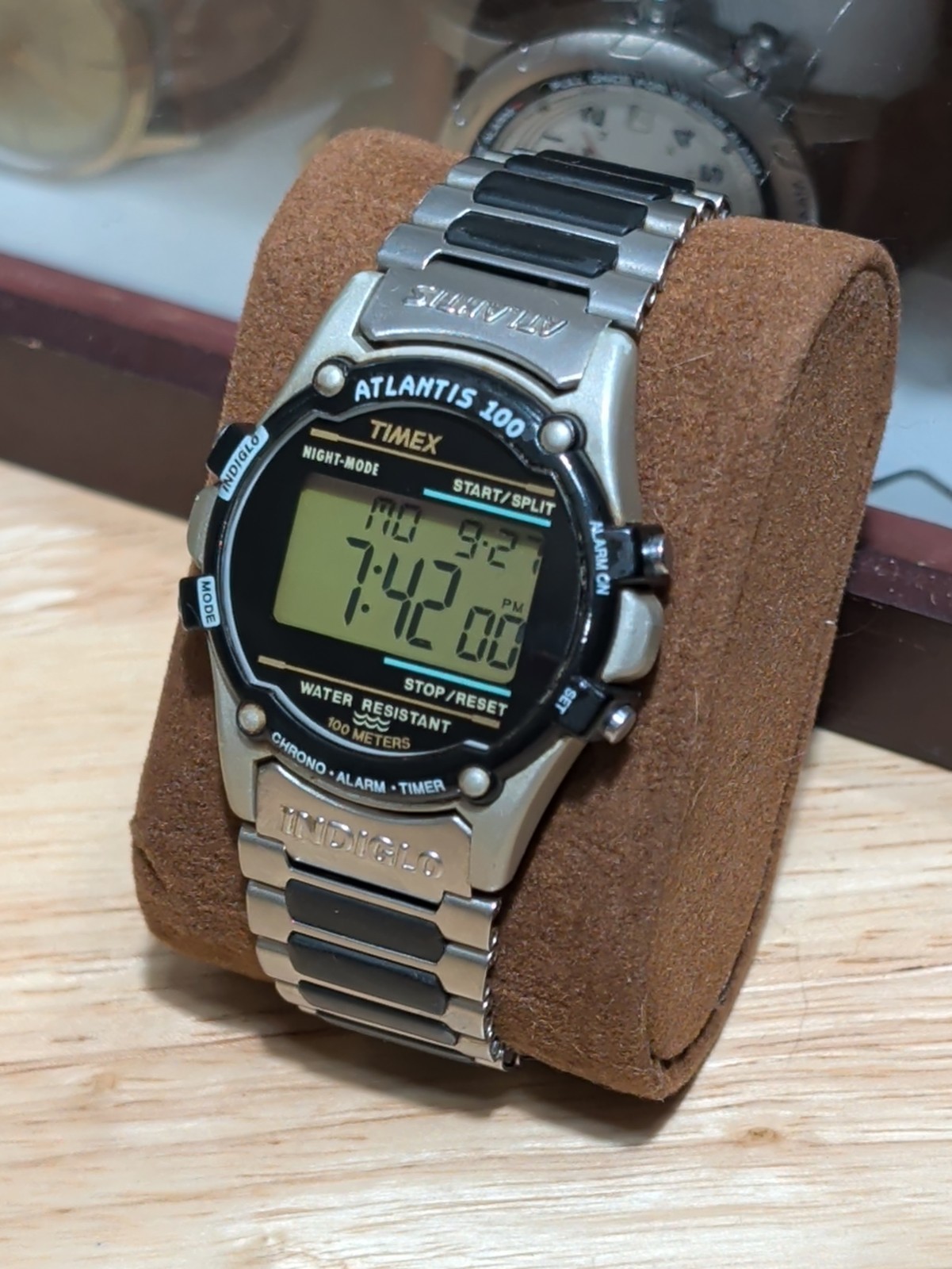 Vintage Timex Atlantis 100 Digital Alarm/Chrono Stainless Bracelet Original Vintage Timex Atlantis 100 Digital Alarm/Chrono Stainless Bracelet Original