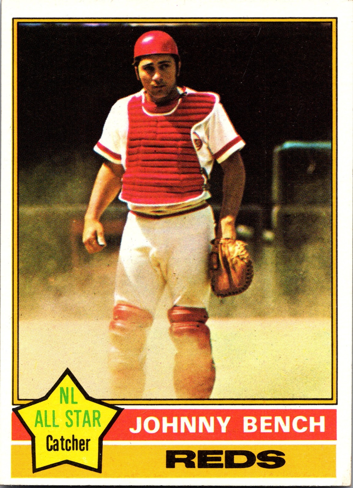 1976 Topps Johnny Bench #300 Cincinnati Reds HOF 1976 Topps Johnny Bench #300 Cincinnati Reds HOF