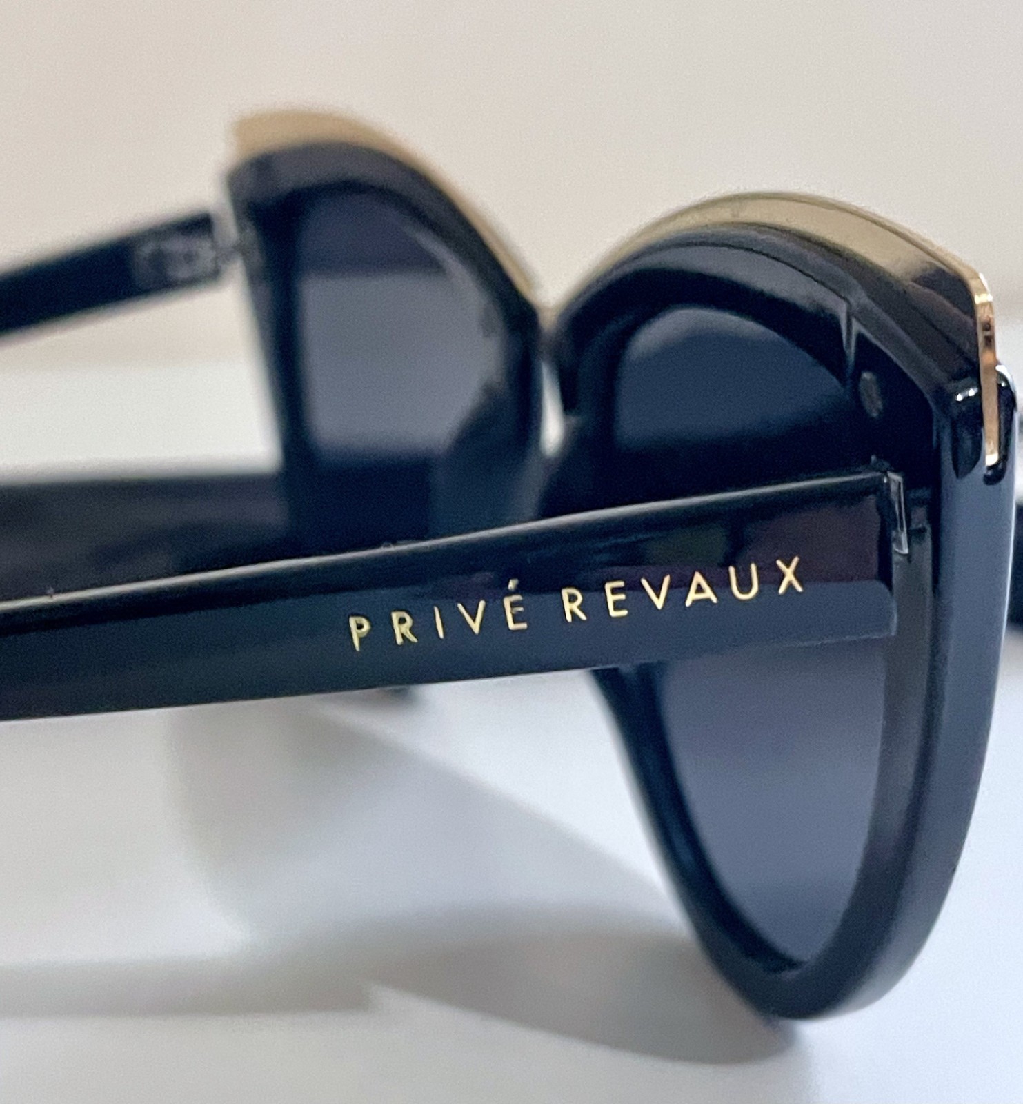 Prive Revaux The Juliet Polarized 807 Black Gold Cat Eye Sunglasses With Pouch