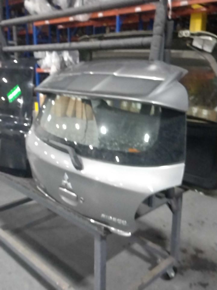 Trunk/Hatch/Tailgate Hatchback Fits 14-15 17 MIRAGE 680149