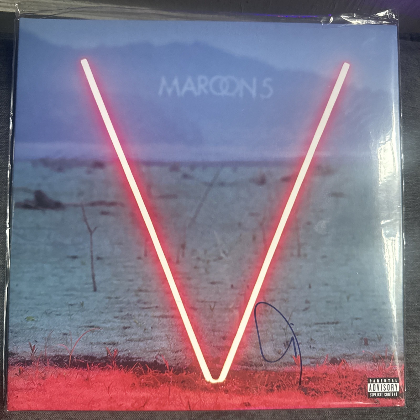 Maroon 5 signed by Adam Levine Maroon 5 signed by Adam Levine