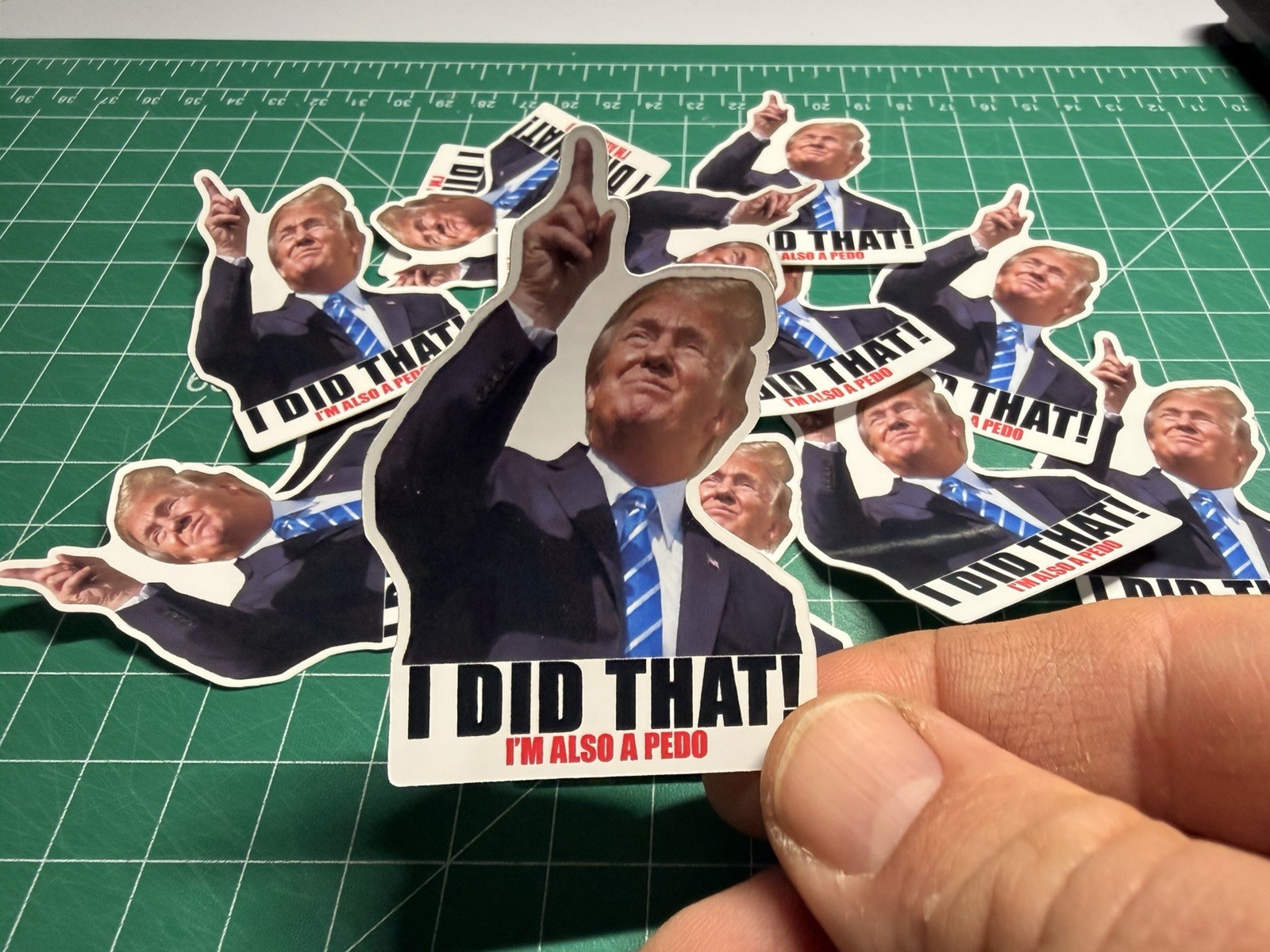 Trump “I DID THAT - I’M ALSO A PEDO” Stickers -10pc- Decals for Gas Pump Trump “I DID THAT - I’M ALSO A PEDO” Stickers -10pc- Decals for Gas Pump
