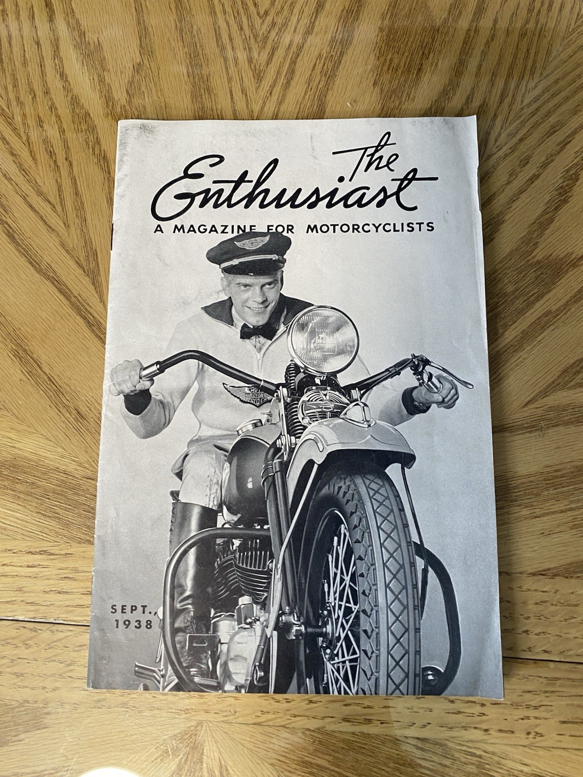 Vintage Sept 1938 Harley-Davidson The Enthusiast Magazine Motorcyclists Pre-War Vintage Sept 1938 Harley-Davidson The Enthusiast Magazine Motorcyclists Pre-War