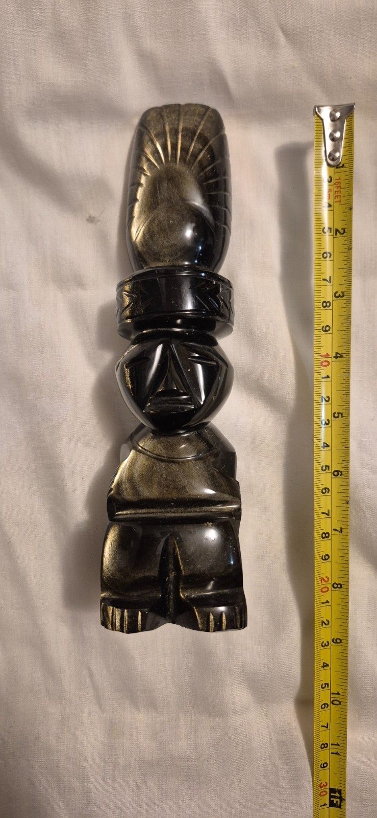 VINTAGE HAND-CARVED MEXICAN OBSIDIAN STONE STATUE OF AZTEC OR MAYAN GOD OR IDOL. VINTAGE HAND-CARVED MEXICAN OBSIDIAN STONE STATUE OF AZTEC OR MAYAN GOD OR IDOL.