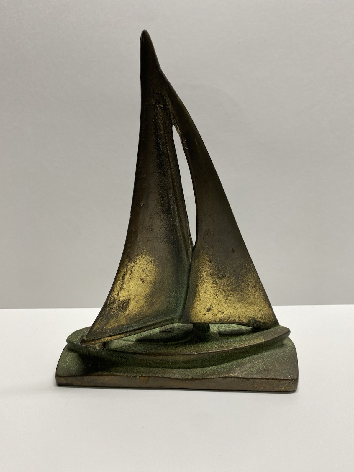 vintage mid-century modern solid brass Sailboat Paperweight Or Doorstop vintage mid-century modern solid brass Sailboat Paperweight Or Doorstop