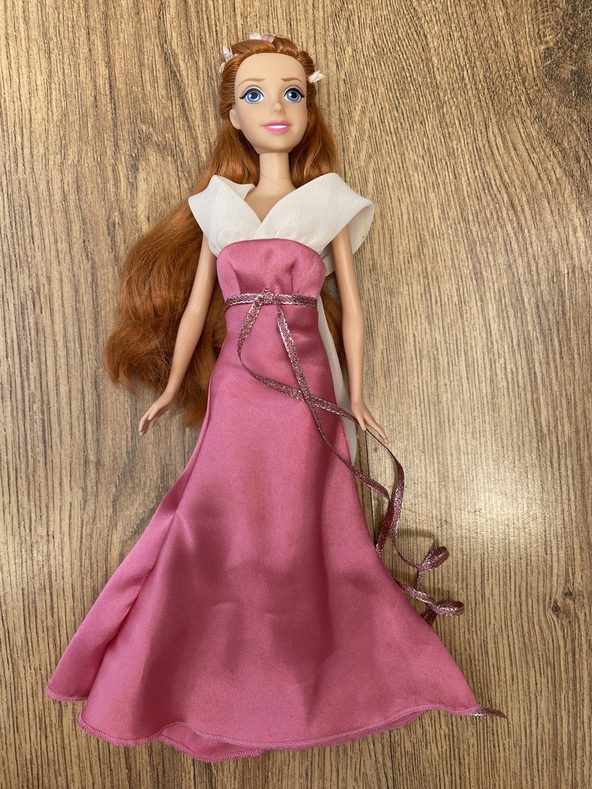 Giselle Enchanted Mattel Vintage Doll with Original Outfit 11” Giselle Enchanted Mattel Vintage Doll with Original Outfit 11”