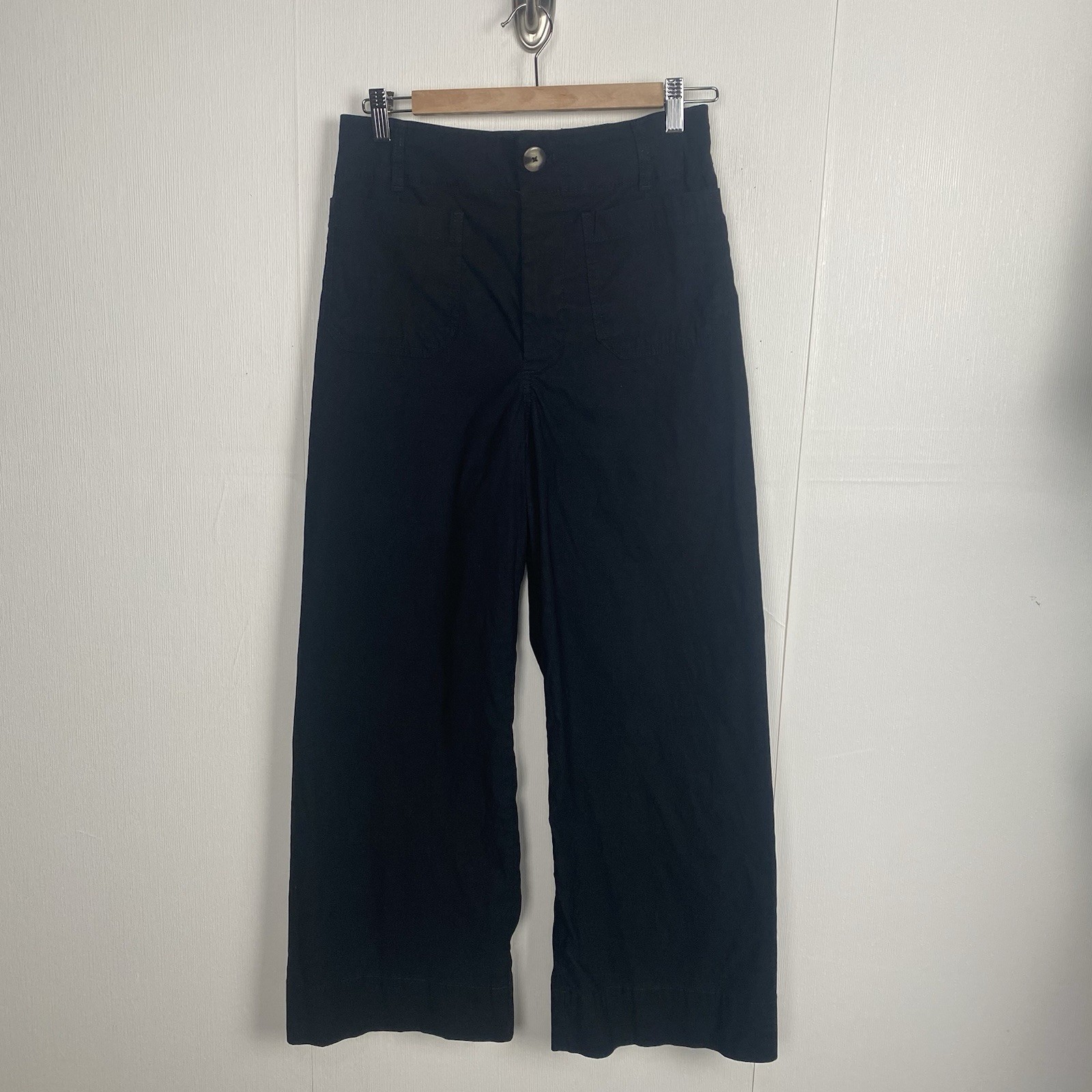 Anthropologie Maeve The Colette Black Wide Leg Pants Minimalist Preppy Size 29. Anthropologie Maeve The Colette Black Wide Leg Pants Minimalist Preppy Size 29.