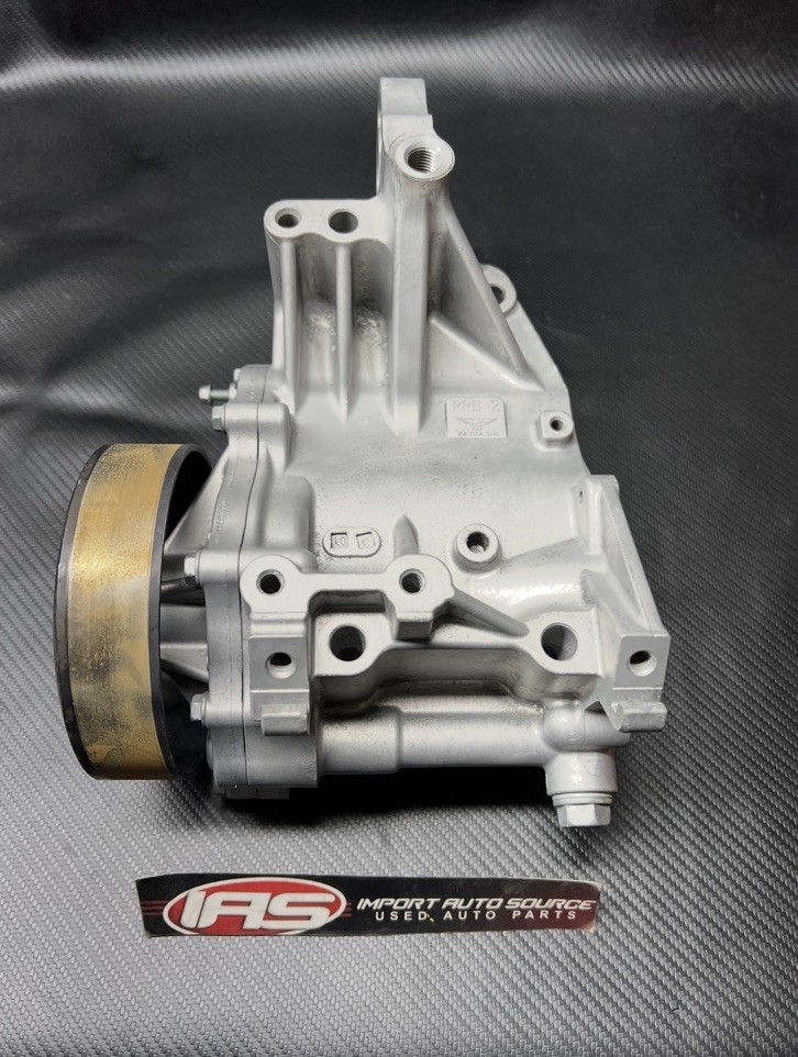 2002-2006 Acura RSX Type-S OEM Water Pump Housing K20A2 k20z1 bracket PRB Dc5 2002-2006 Acura RSX Type-S OEM Water Pump Housing K20A2 k20z1 bracket PRB Dc5