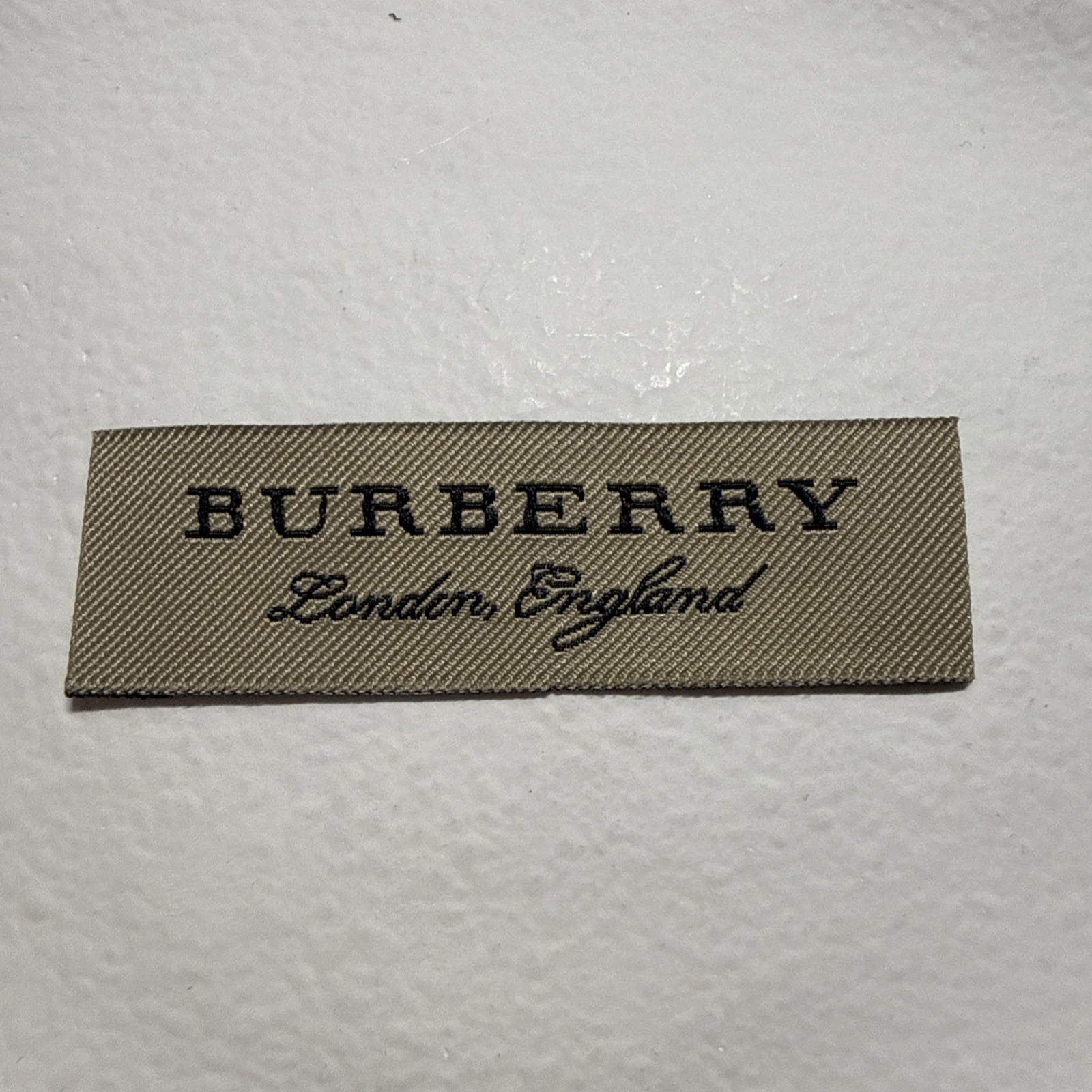 BURBERRY 1  Designer Tag LABEL Replacement Sewing Accessories 6 x 1.5 cm