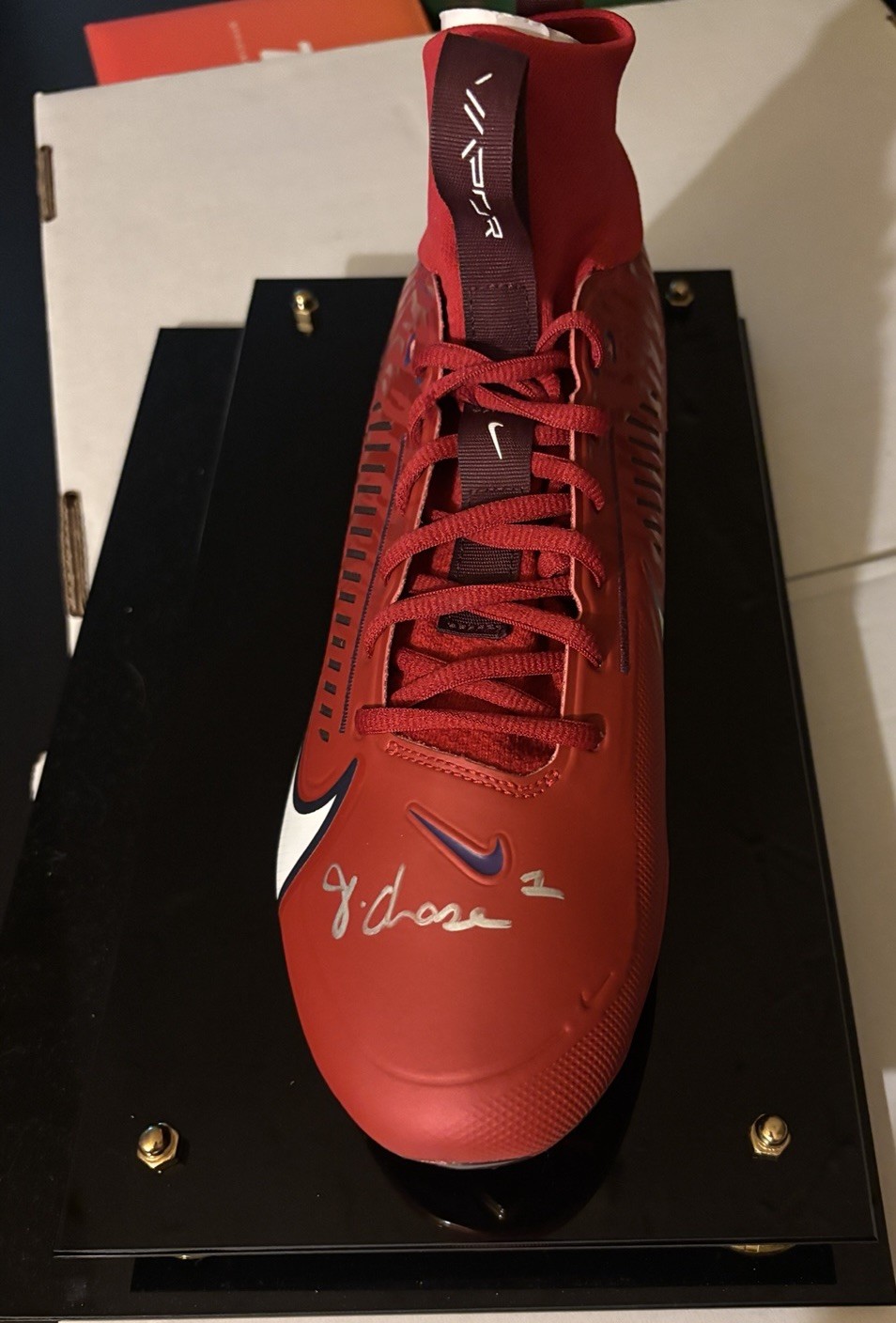 Ja'Marr Chase Cincinnati Bengals Autographed Nike Vapor Cleat Beckett Witnessed Ja'Marr Chase Cincinnati Bengals Autographed Nike Vapor Cleat Beckett Witnessed