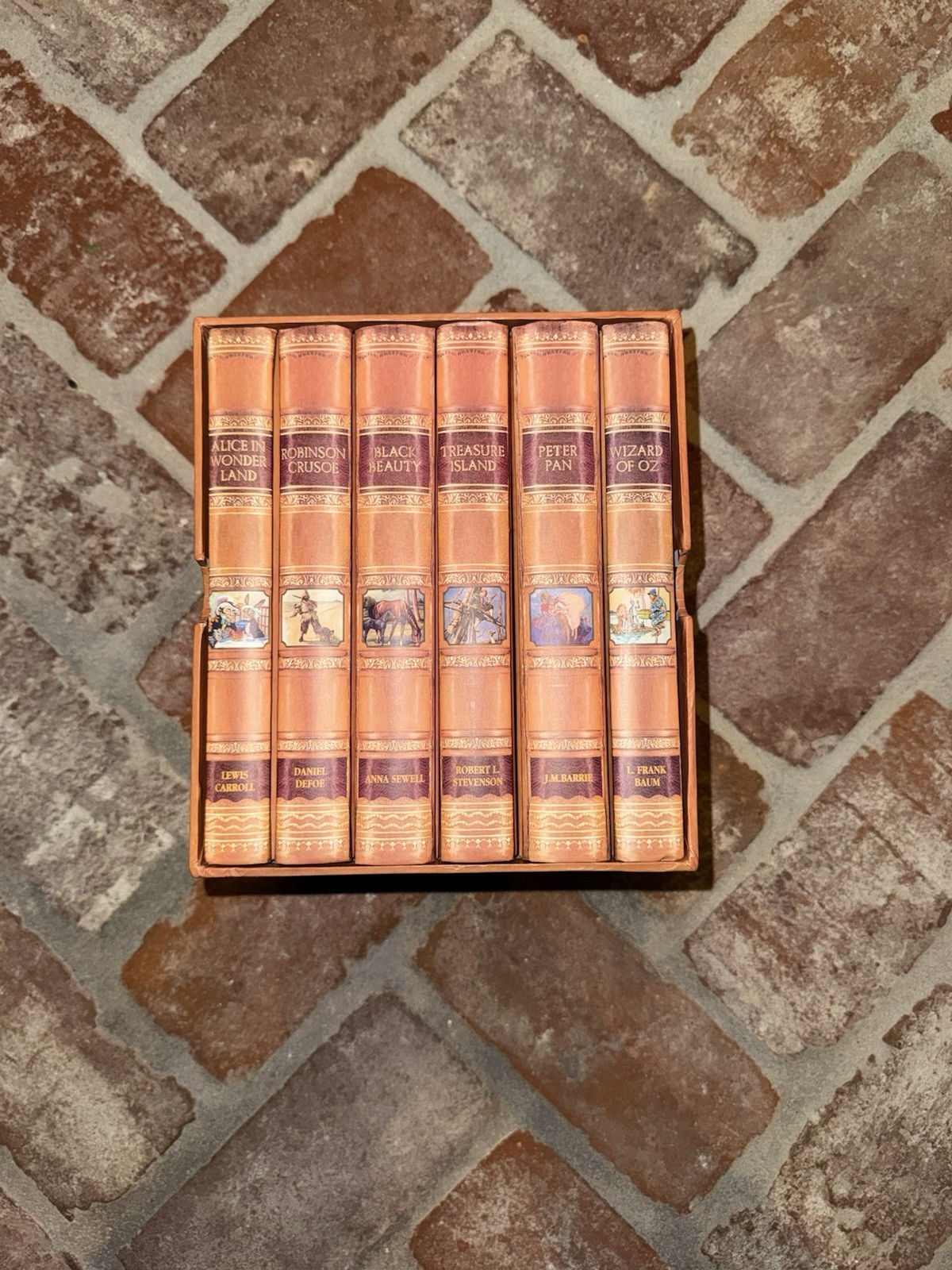 Treasury Of Children’s Classics (a Selection Of 6 Children’s Classics Near Mint Treasury Of Children’s Classics (a Selection Of 6 Children’s Classics Near Mint