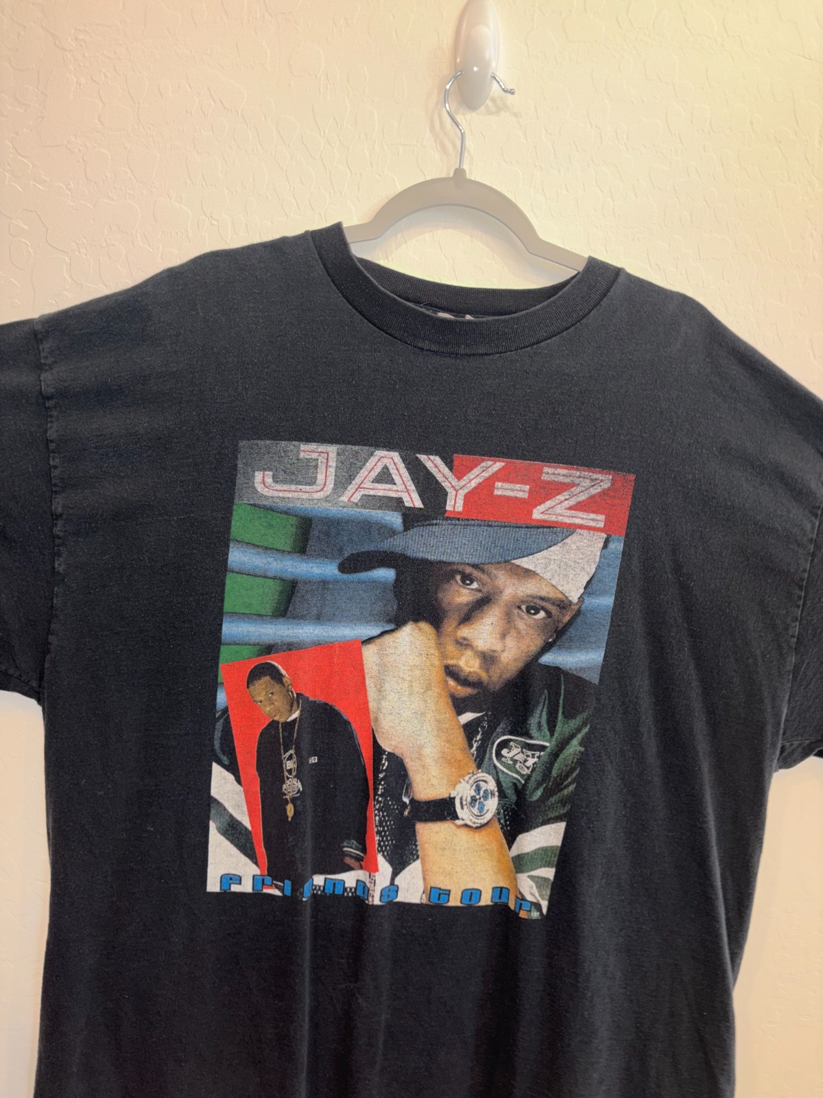 Vintage 2004 Jay Z Friends Tour Rap Tee Music T-Shirt Size Medium DMX & MJB; 2XL Vintage 2004 Jay Z Friends Tour Rap Tee Music T-Shirt Size Medium DMX & MJB; 2XL