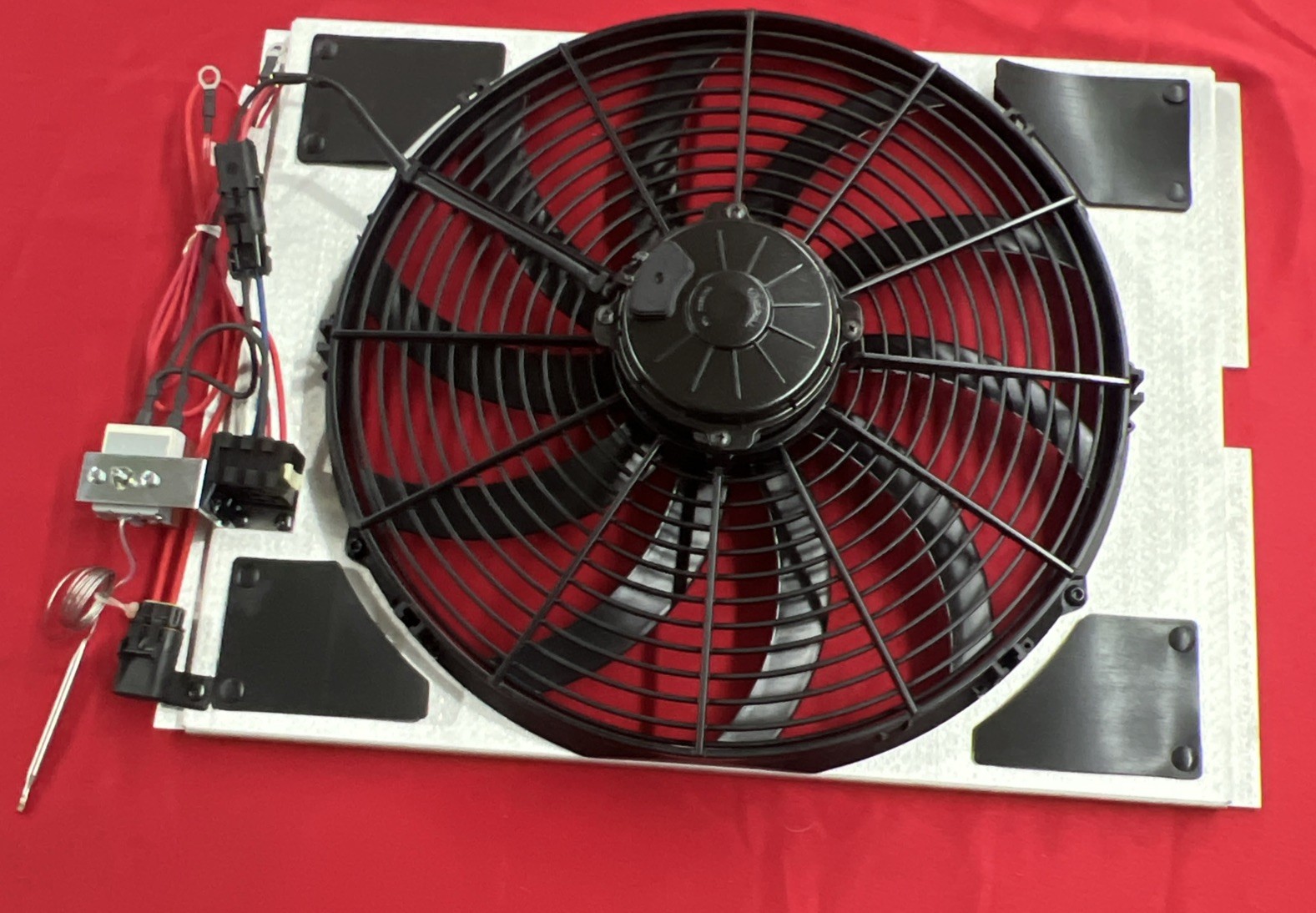 Scott Drake C7ZZ-8146-8600 Radiator Cooling Fan for 67-70 Mustang W 20” Radiator