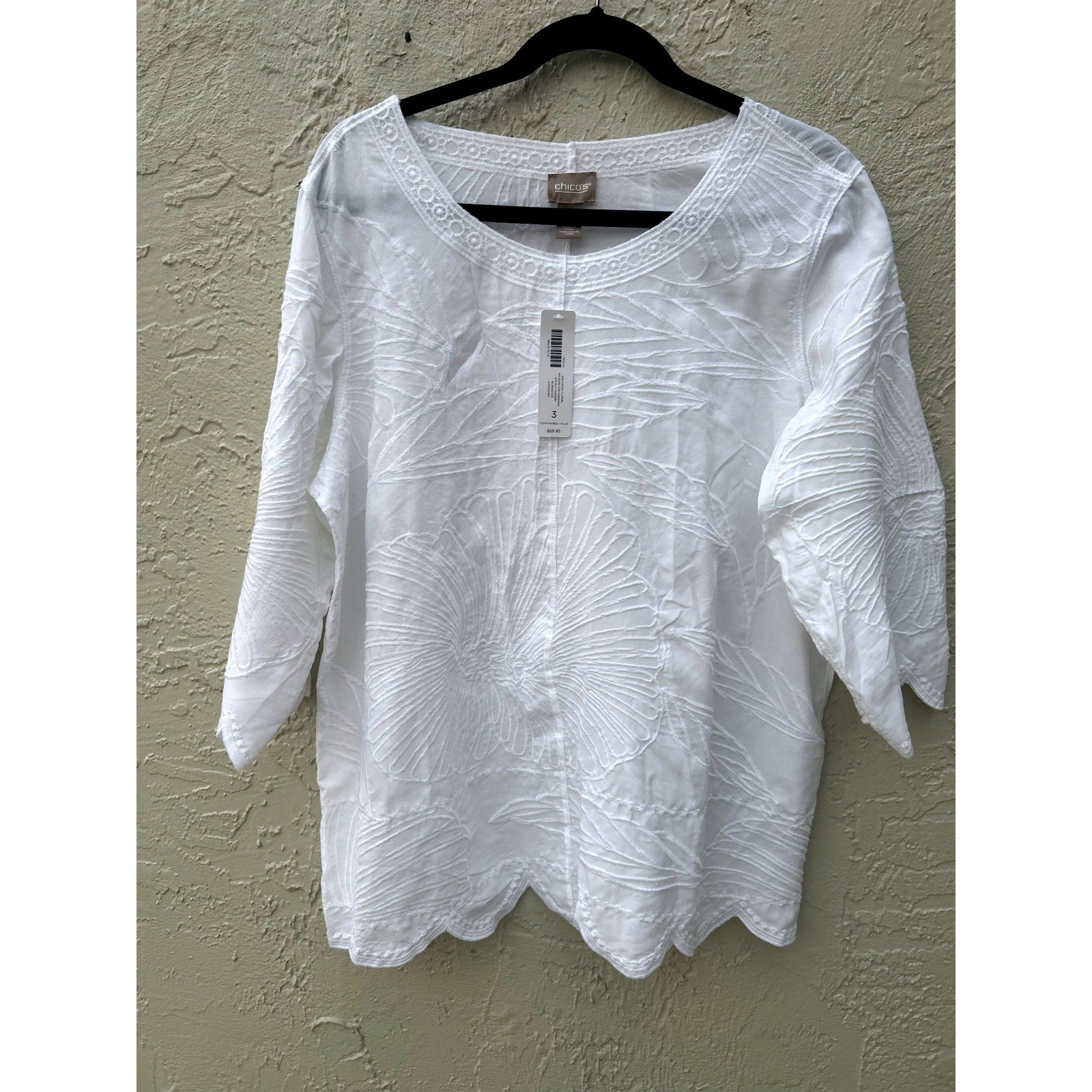 Chico\'s Artisan Fem Popover Top White Floral Embroidered Scallop Hem Size 3 NEW Chico\'s Artisan Fem Popover Top White Floral Embroidered Scallop Hem Size 3 NEW