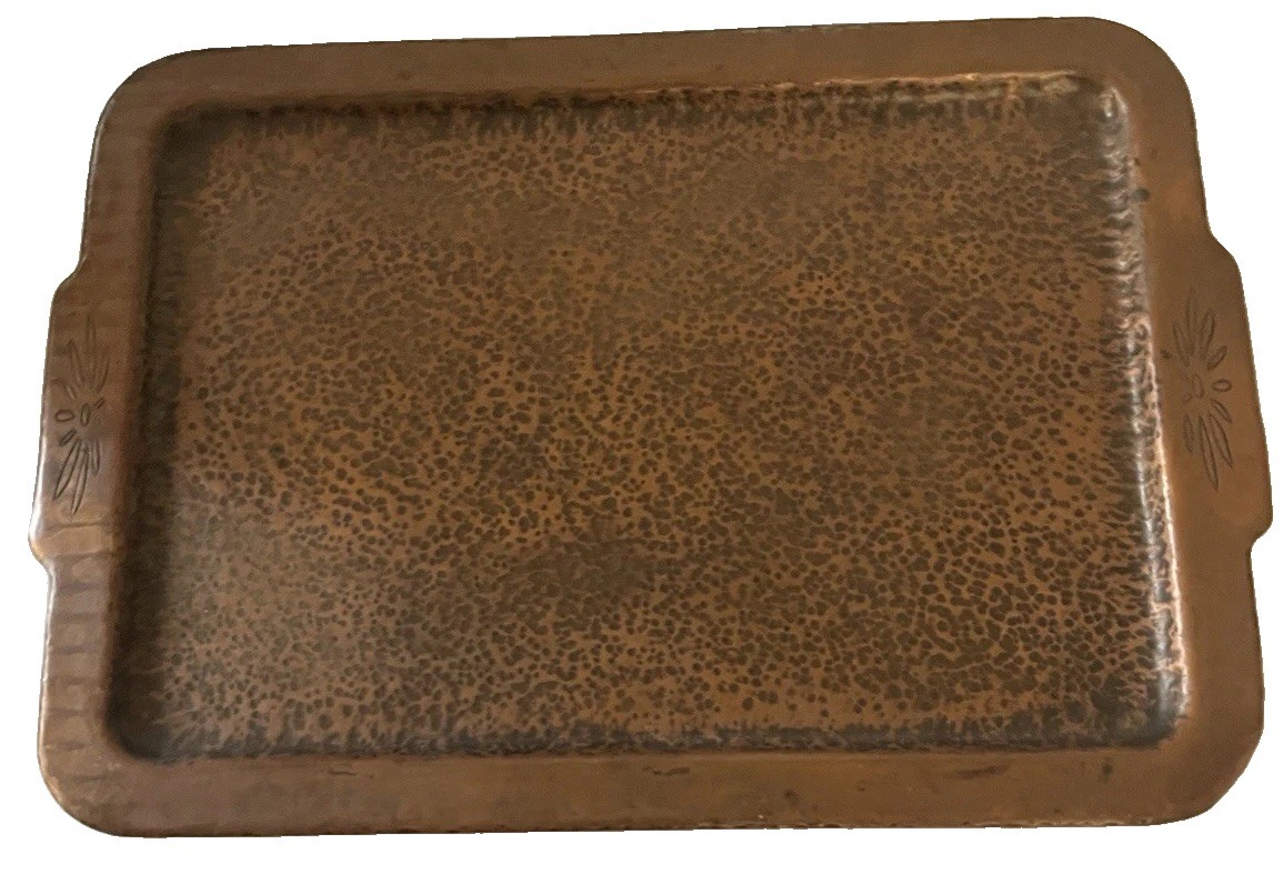 Antique NA Sunburst Arts and Crafts Copper Hammered Primitive Tray 580 Grams Antique NA Sunburst Arts and Crafts Copper Hammered Primitive Tray 580 Grams