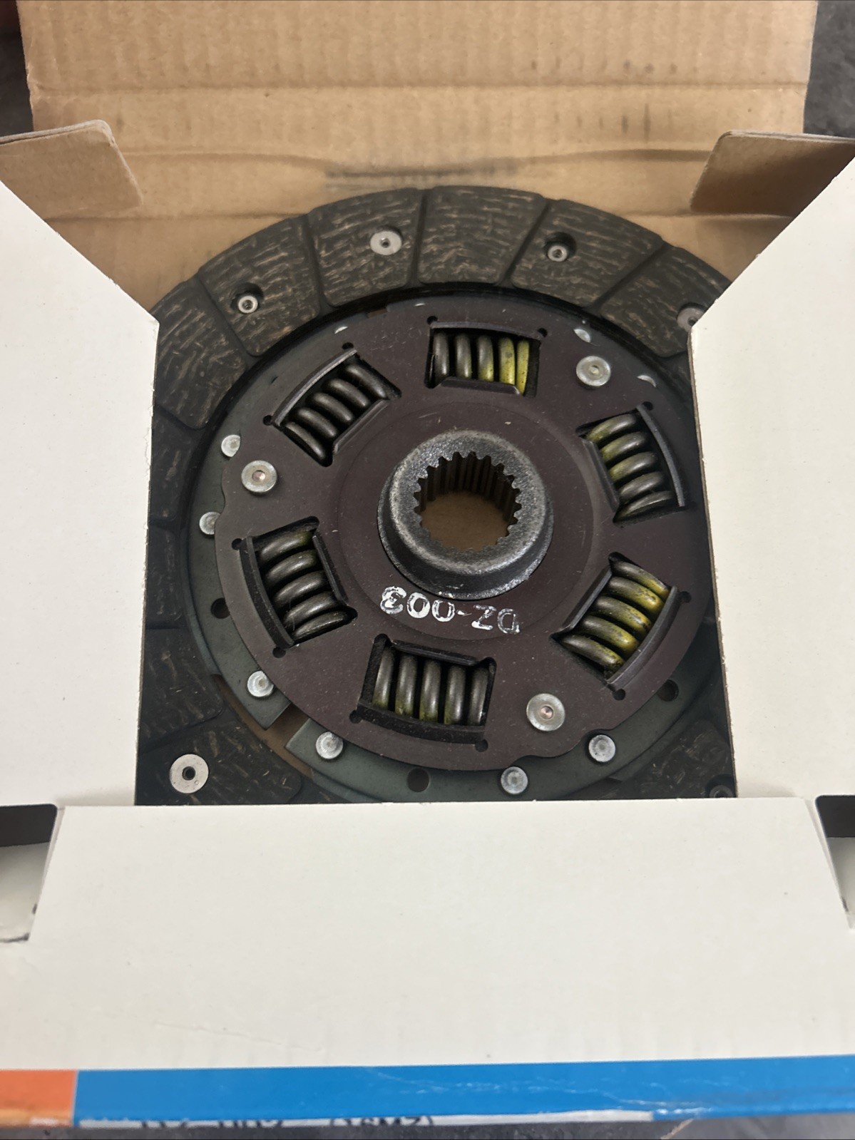 NOS AISIN ASCO Japan Clutch Disc DZ-003 Fits Mazda 323 GLC 1.3L 1.5L 20T 184mm