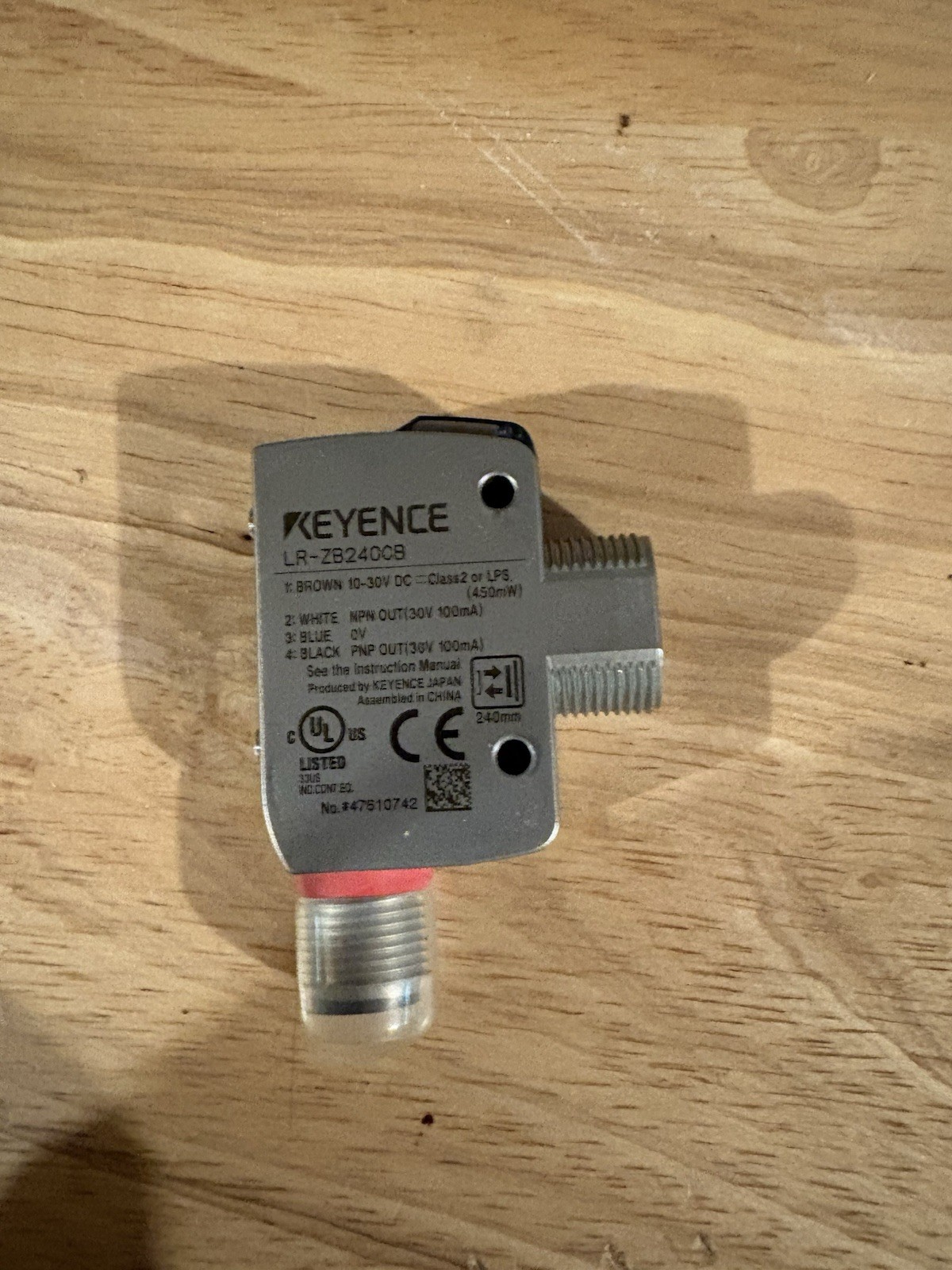 Keyence LR-ZB240CB Laser Sensor LRZB240CB (9037) - NEW OPEN BOX Keyence LR-ZB240CB Laser Sensor LRZB240CB (9037) - NEW OPEN BOX