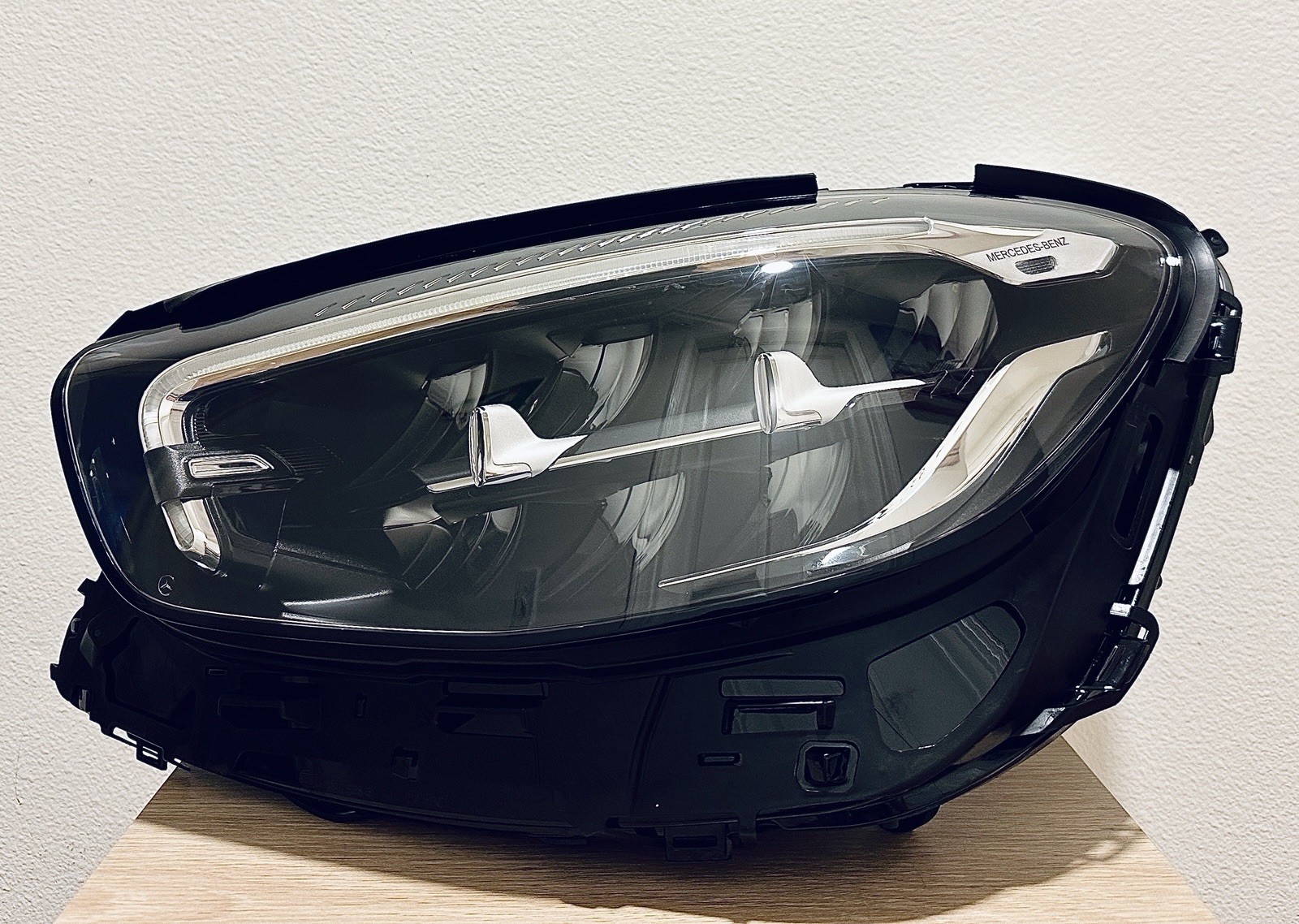 2021-2023 Mercedes Benz W213 E Class LED Left Driver Side Headlight OEM 2021-2023 Mercedes Benz W213 E Class LED Left Driver Side Headlight OEM