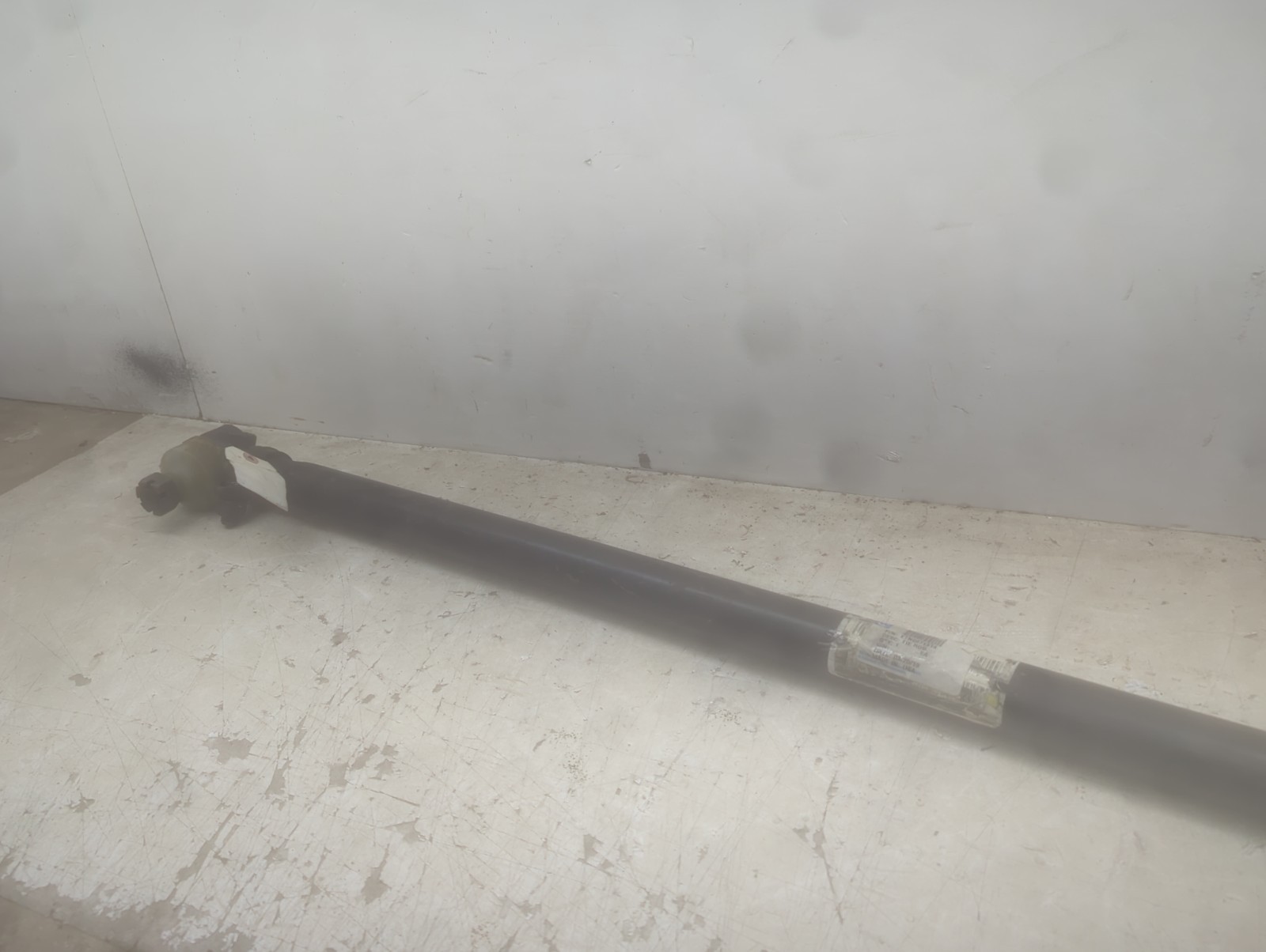 Genuine Navistar International Tie Rod Assembly ETN0971314 Genuine Navistar International Tie Rod Assembly ETN0971314
