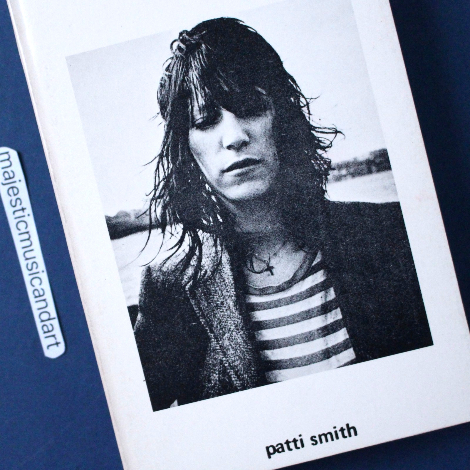 PATTI SMITH 1972 FIRST EDITION POETRY BOOK PATTI SMITH 1972 FIRST EDITION POETRY BOOK