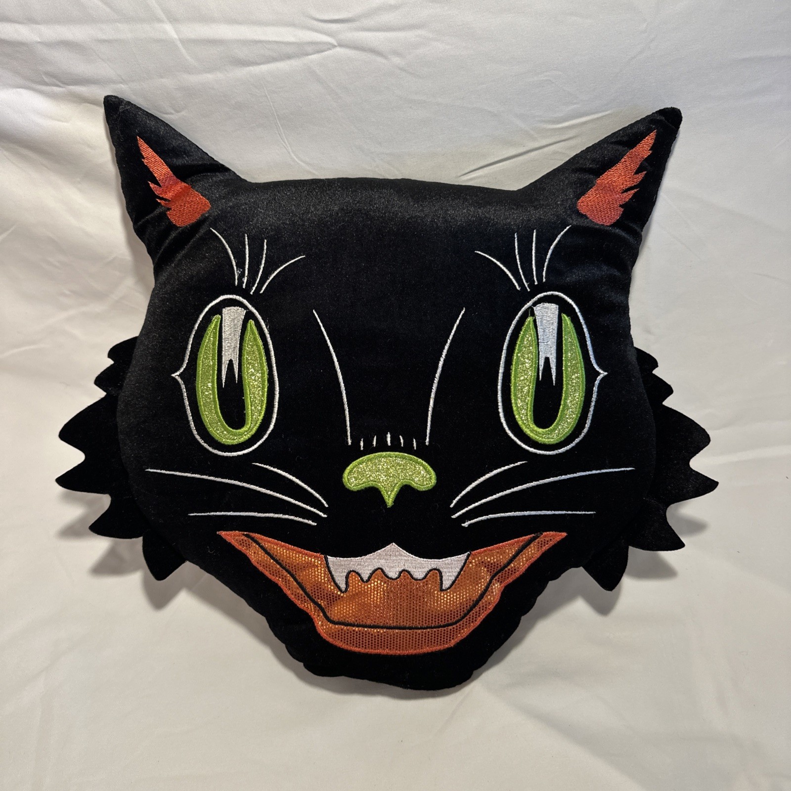 Vintage Beistle Style Black Embroidered Scaredy Cat Halloween Throw Pillow Vintage Beistle Style Black Embroidered Scaredy Cat Halloween Throw Pillow