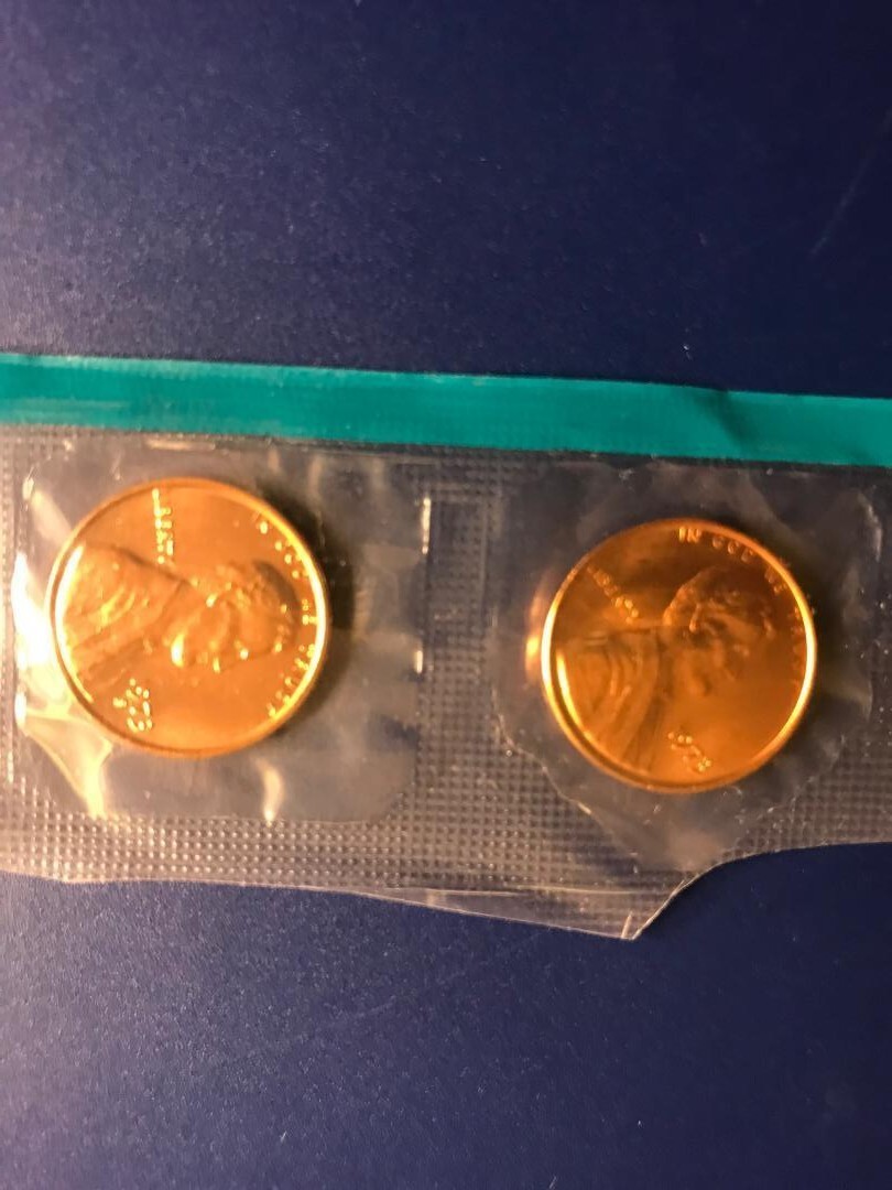 1973 P+D+S LINCOLN CENT STILL IN MINT CELLO NICE L@@K 1973 P+D+S LINCOLN CENT STILL IN MINT CELLO NICE L@@K