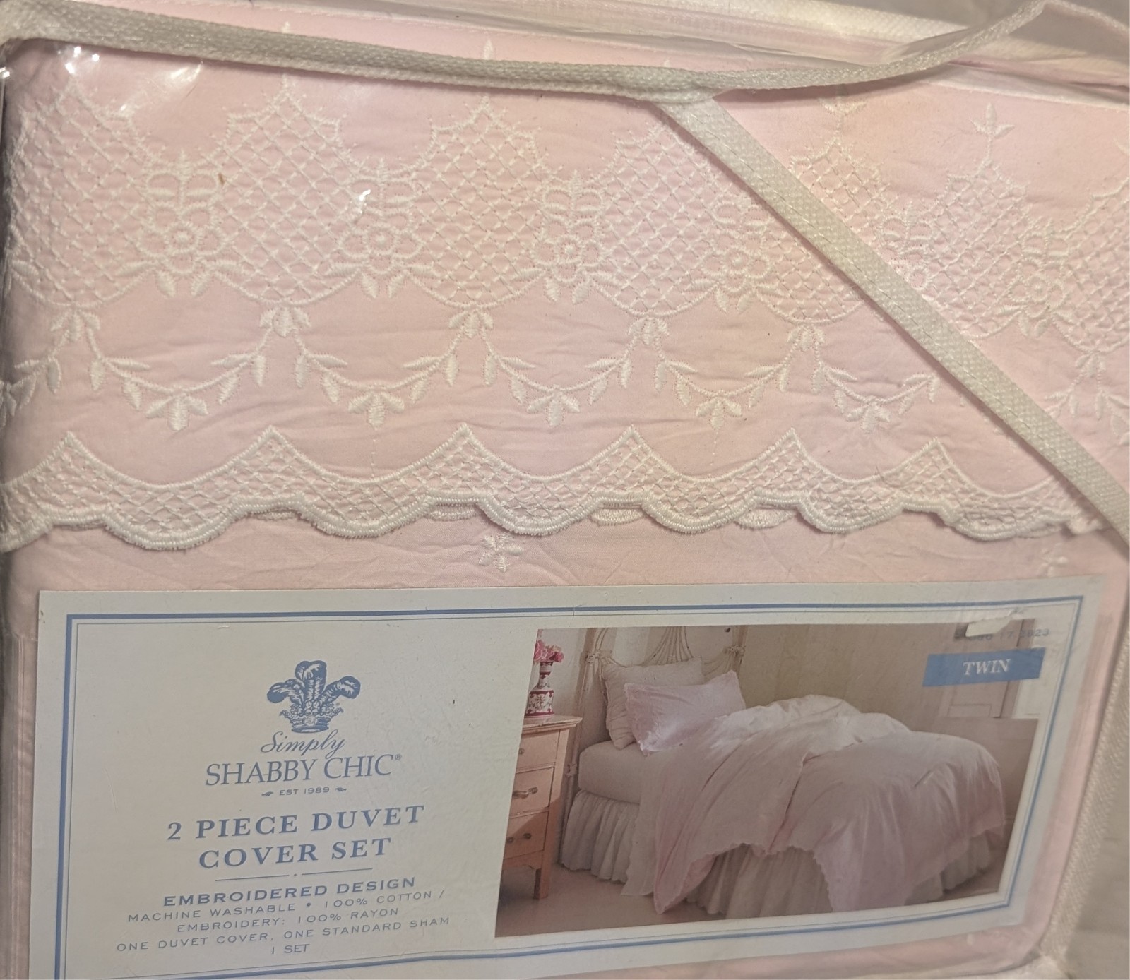 simply shabby chic pink w/white embroidery twin duvet & sham set simply shabby chic pink w/white embroidery twin duvet & sham set