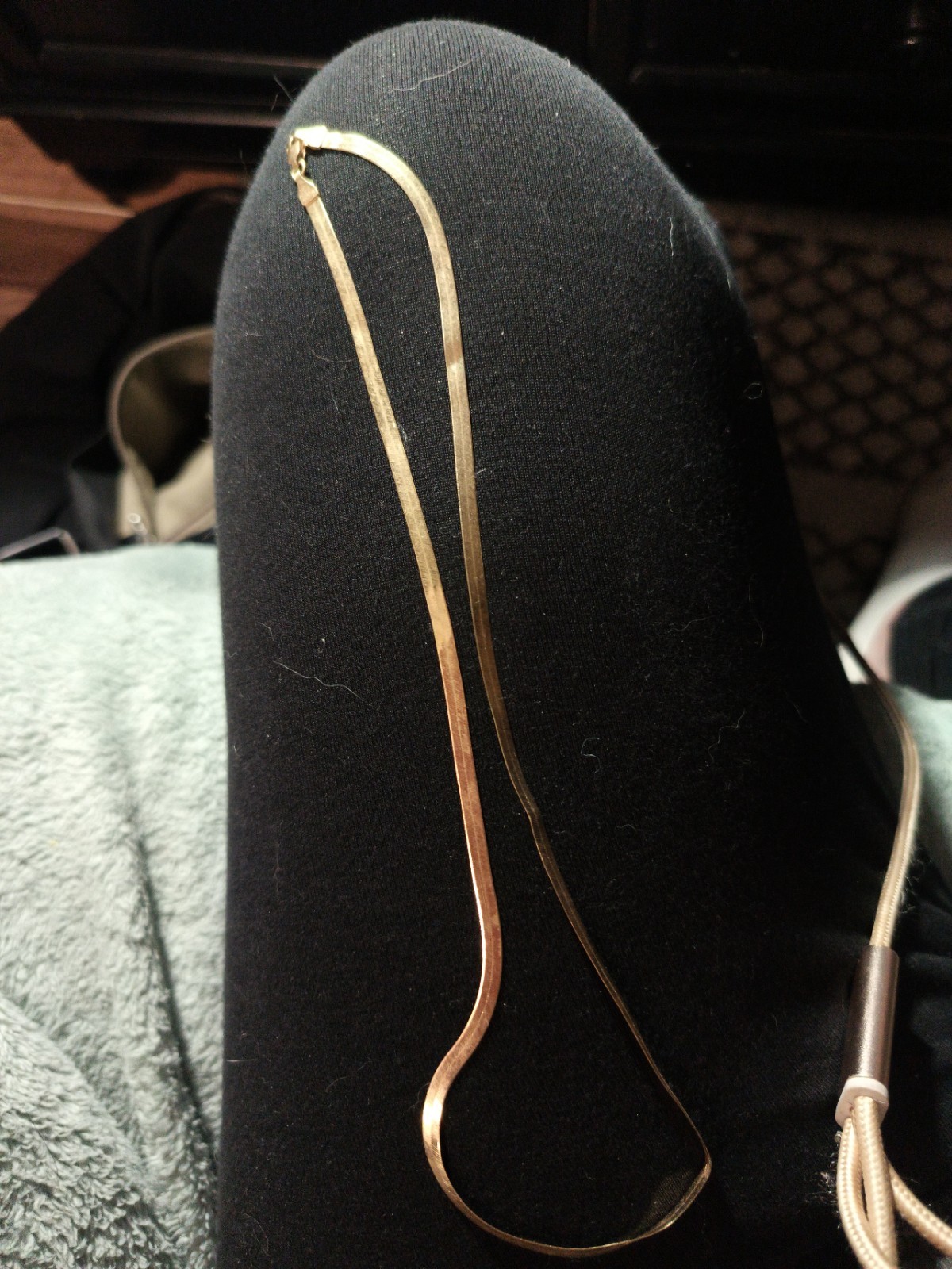 14 karat solid gold 18-in Herringbone necklace