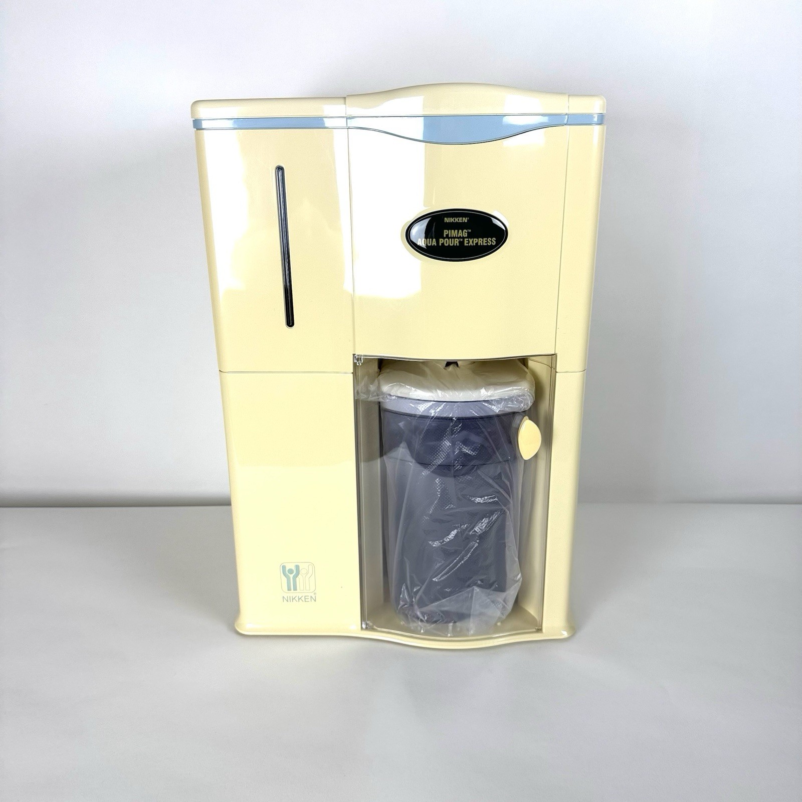 Nikken Pimag Aqua Pour Express With Pitcher Nikken Pimag Aqua Pour Express With Pitcher