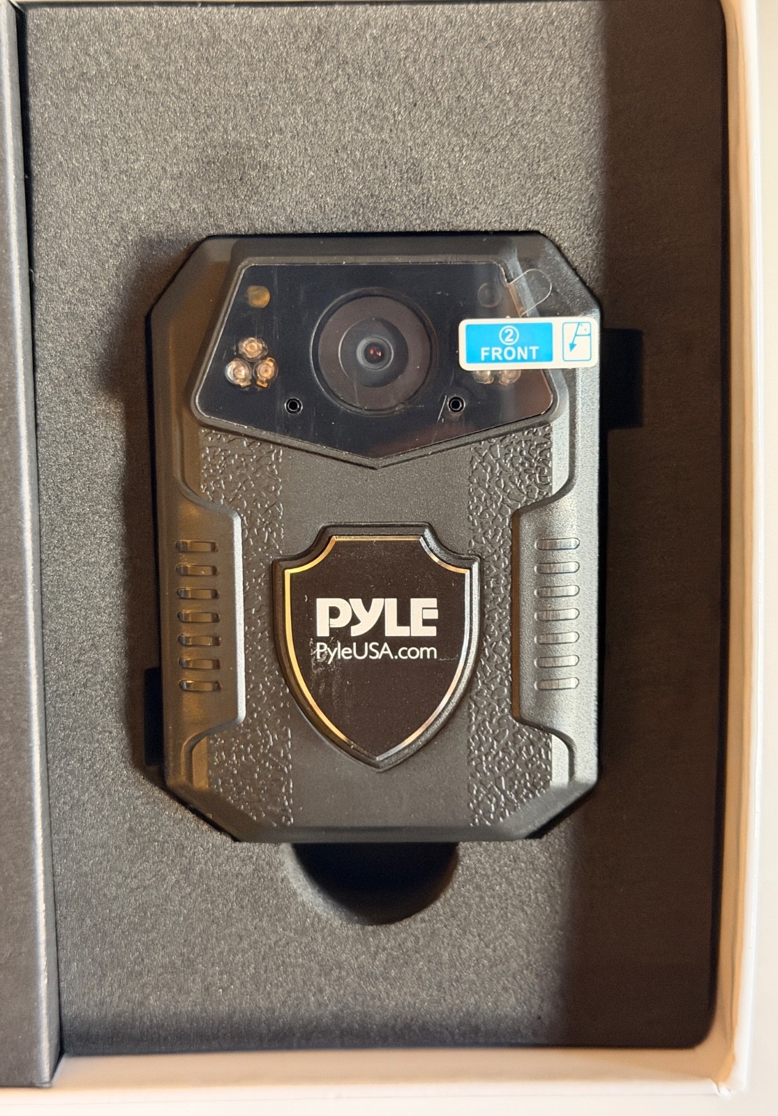 Pyle Compact & Portable Wireless HD Body Camera PPBCM8 Pyle Compact & Portable Wireless HD Body Camera PPBCM8