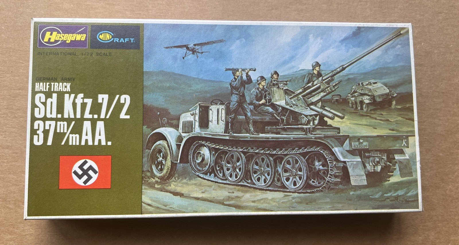 Hasegawa Mini Craft Half Track Sd.kfz.7/2 37m/m AA. 1:72 New Open Box Hasegawa Mini Craft Half Track Sd.kfz.7/2 37m/m AA. 1:72 New Open Box