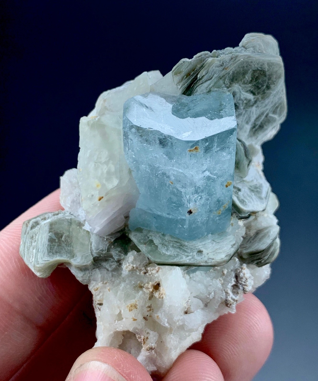 229 Carat Aquamarine Crystal with Mica Specimen From Skardu Pakistan 229 Carat Aquamarine Crystal with Mica Specimen From Skardu Pakistan