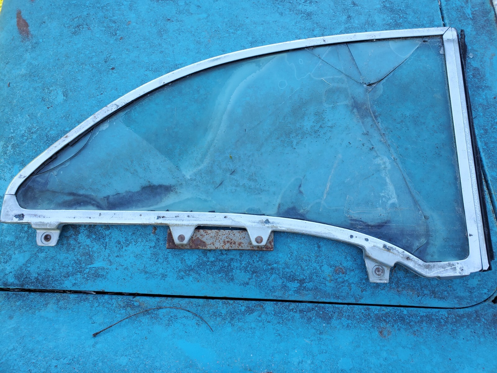 Vintage 1954 1955 1956 1957 Buick Special Century RH Quarter Window With Trim