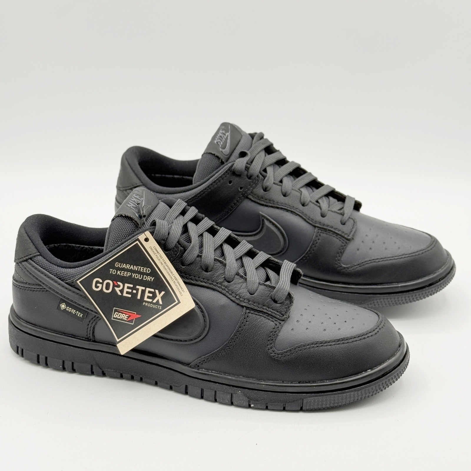 Nike Dunk Low GTX Gore-Tex \'Black Off Noir\' / Size 8.5 Mens / HQ2053-001, NEW